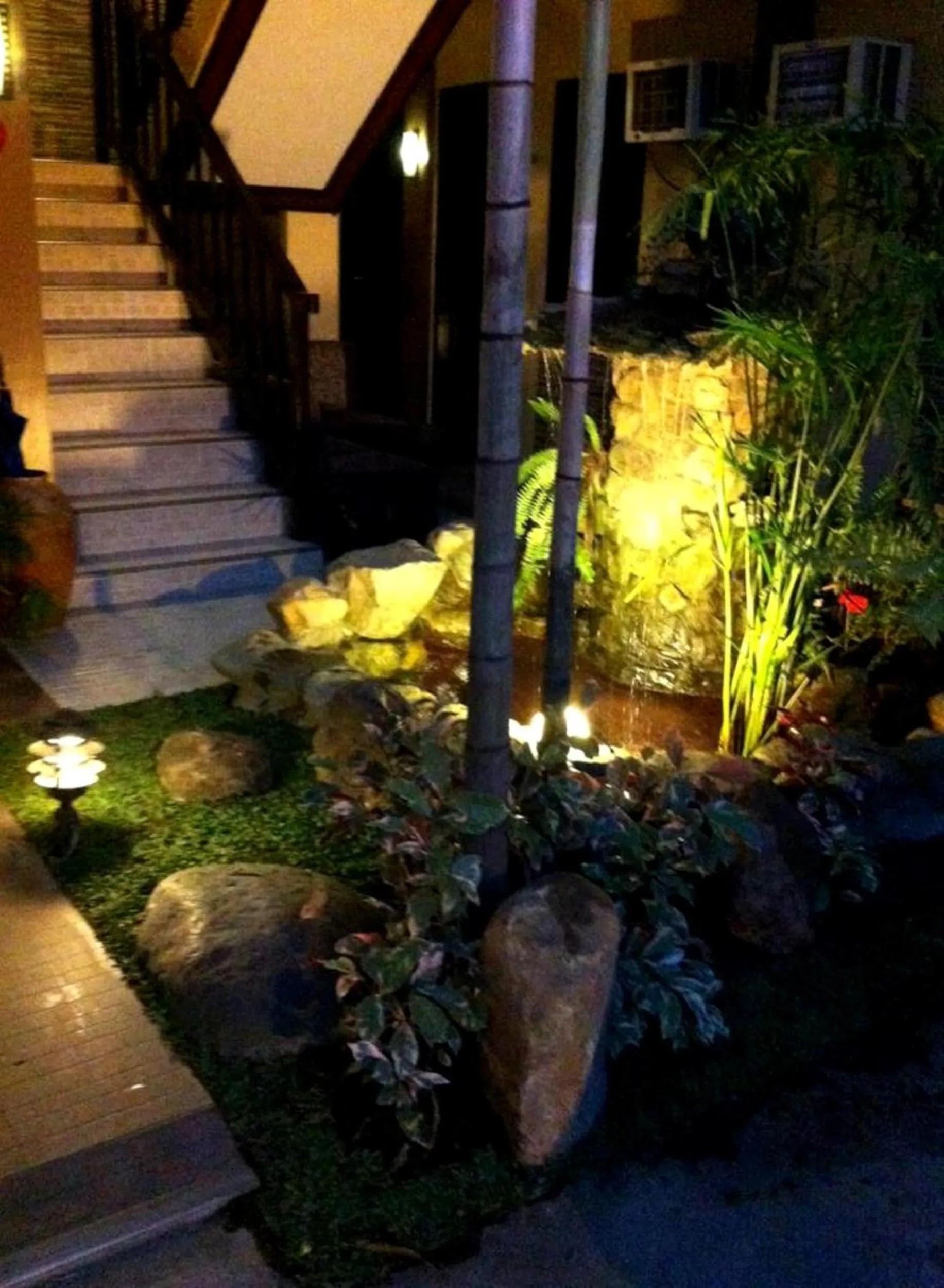 Decorative detail in Pacific Palm Suites Davao powered by Cocotel