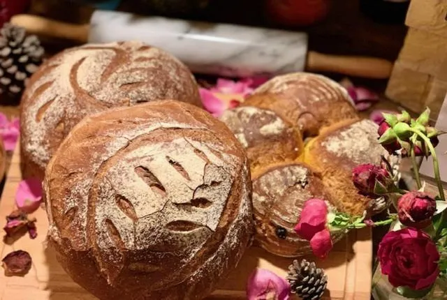 Restaurant/places to eat in The Cotswolds Villa