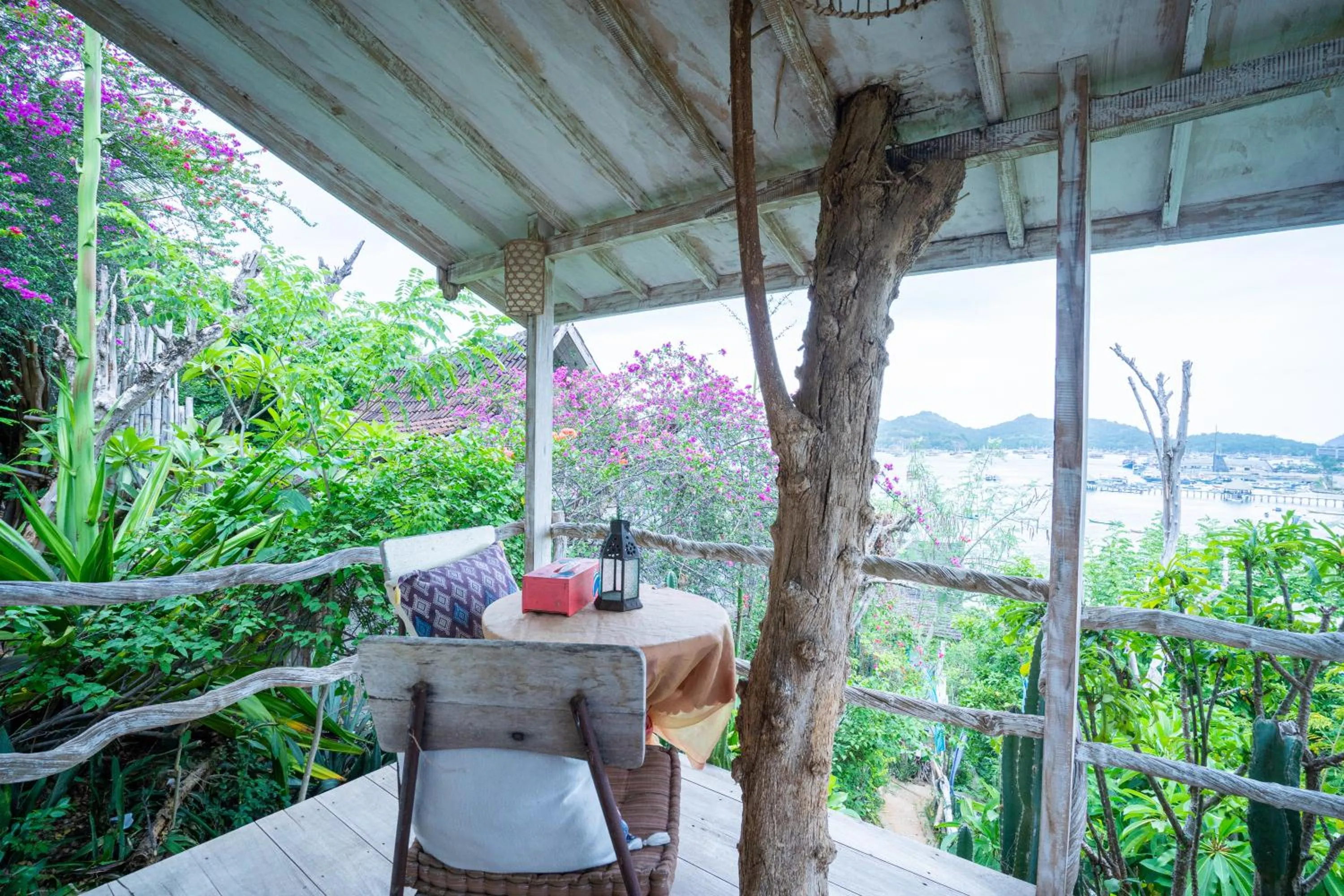 Balcony/Terrace in Selini Hills