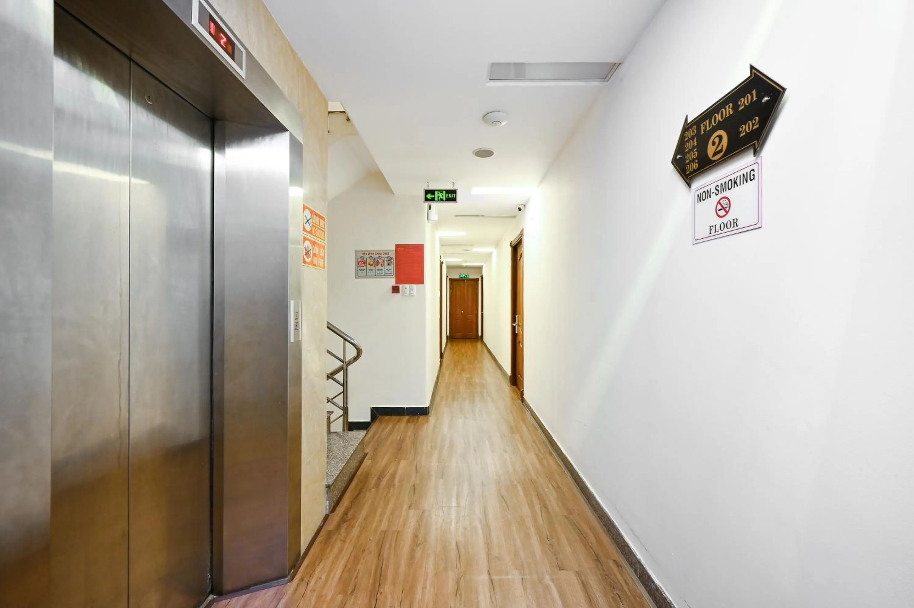 elevator in Nicecy Hotel - Bui Thi Xuan Street