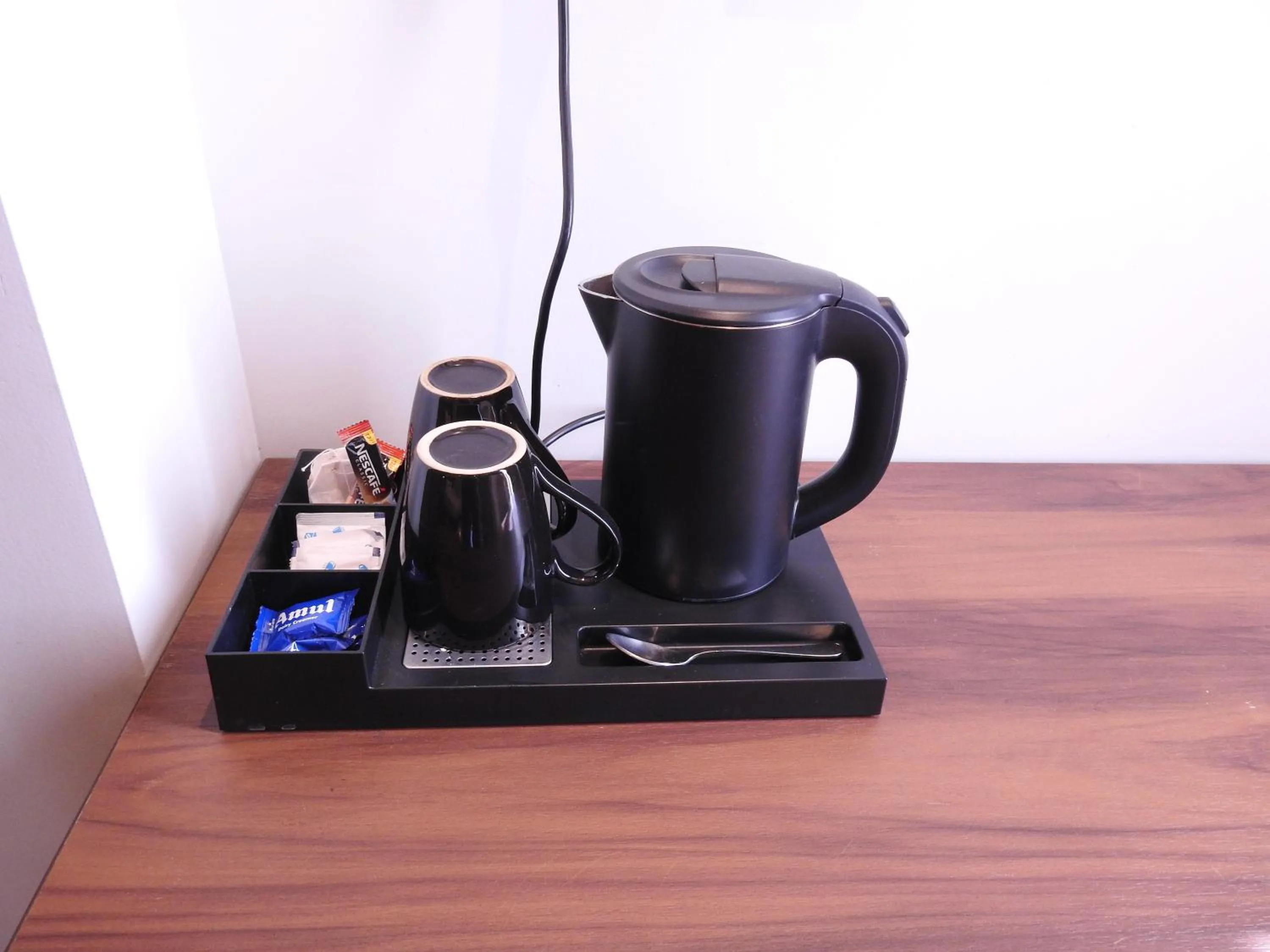 Coffee/tea facilities in Sapphire Sky Hotel