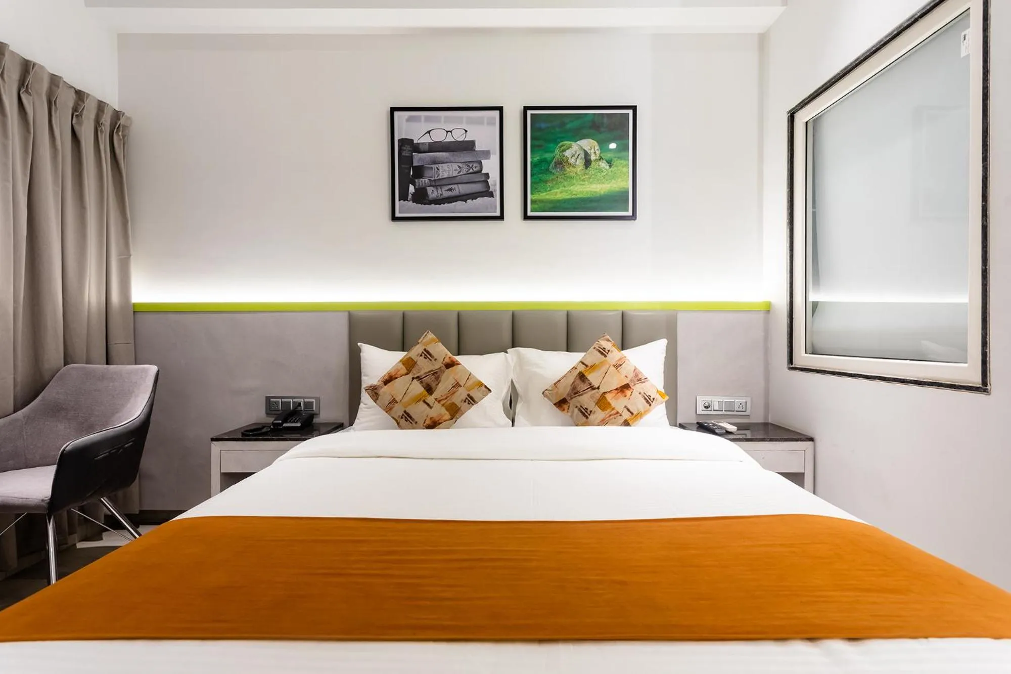 Bed in FabHotel Orange Oasis