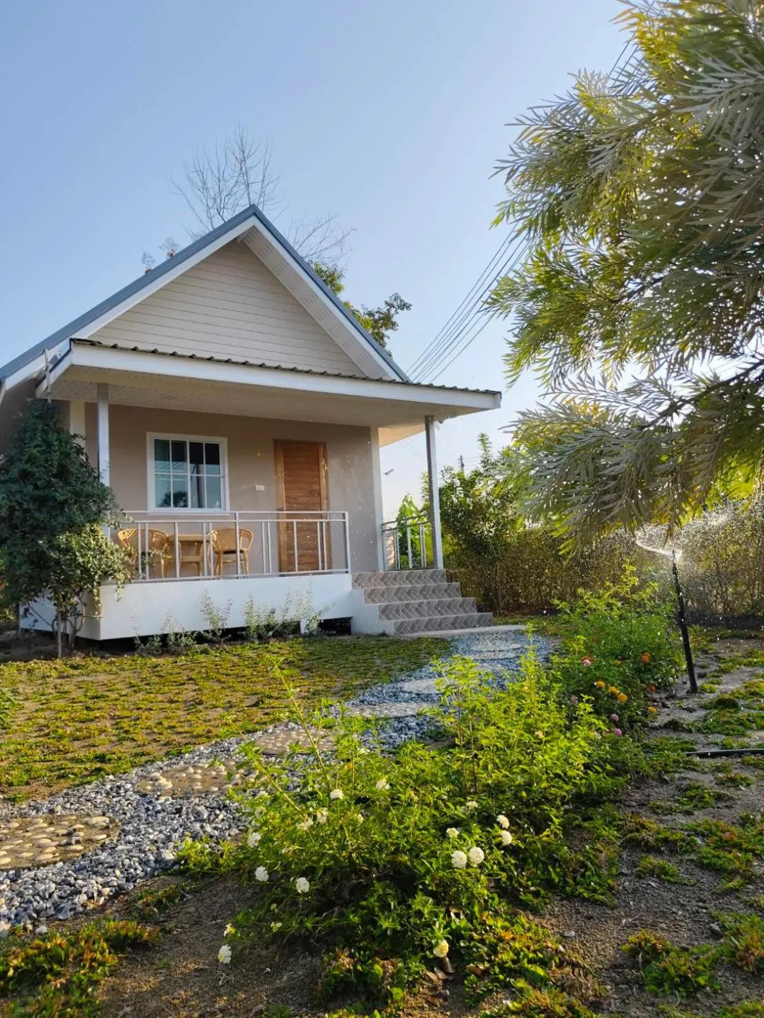 Garden view in Chiang Khan Dwelling