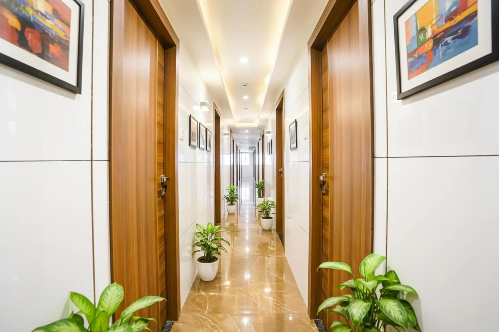 Lobby or reception in FabHotel Shubham Inn - Nr Jain Mandir, Bhandup West