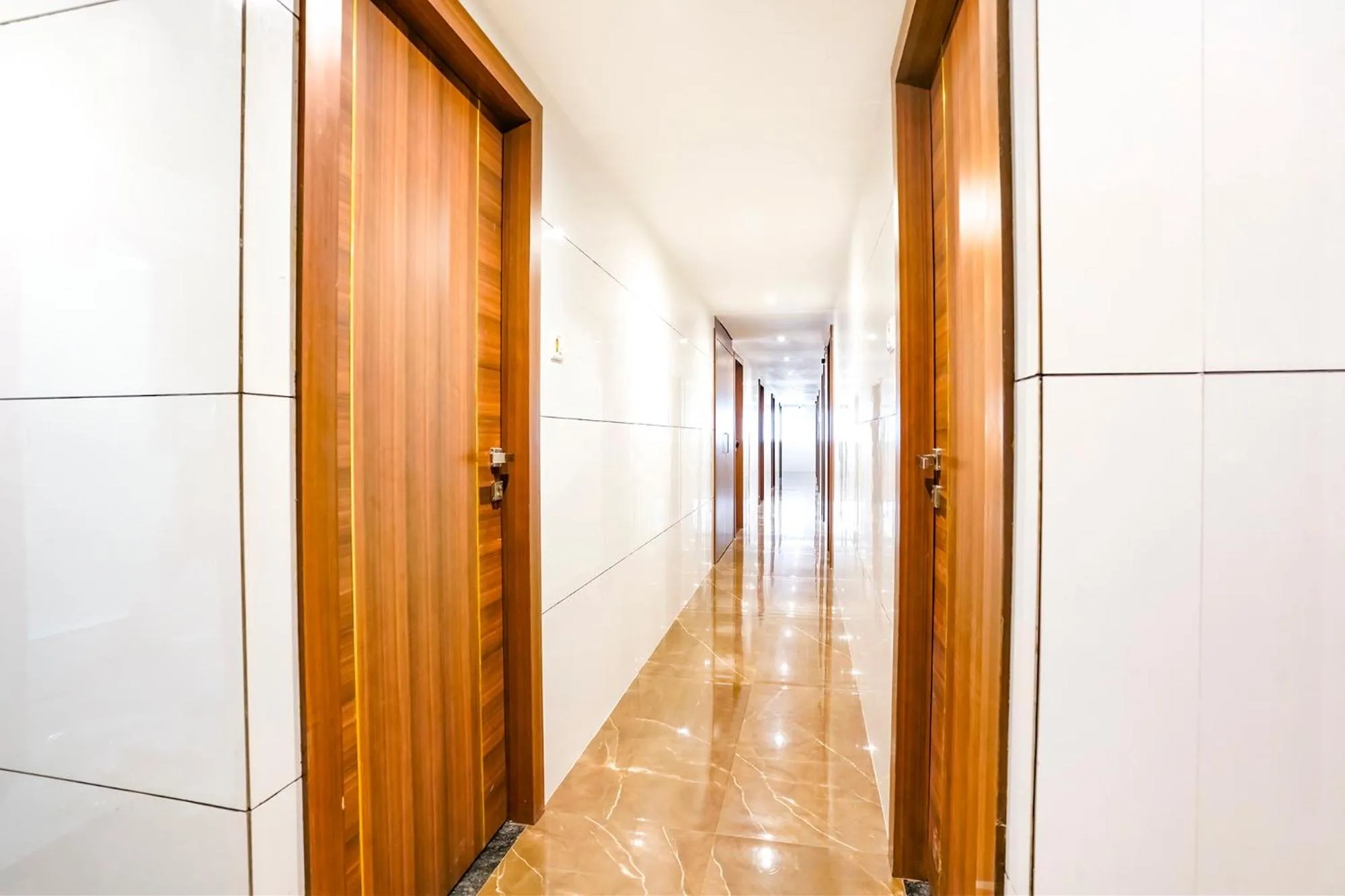 Lobby or reception in FabHotel Shubham Inn - Nr Jain Mandir, Bhandup West