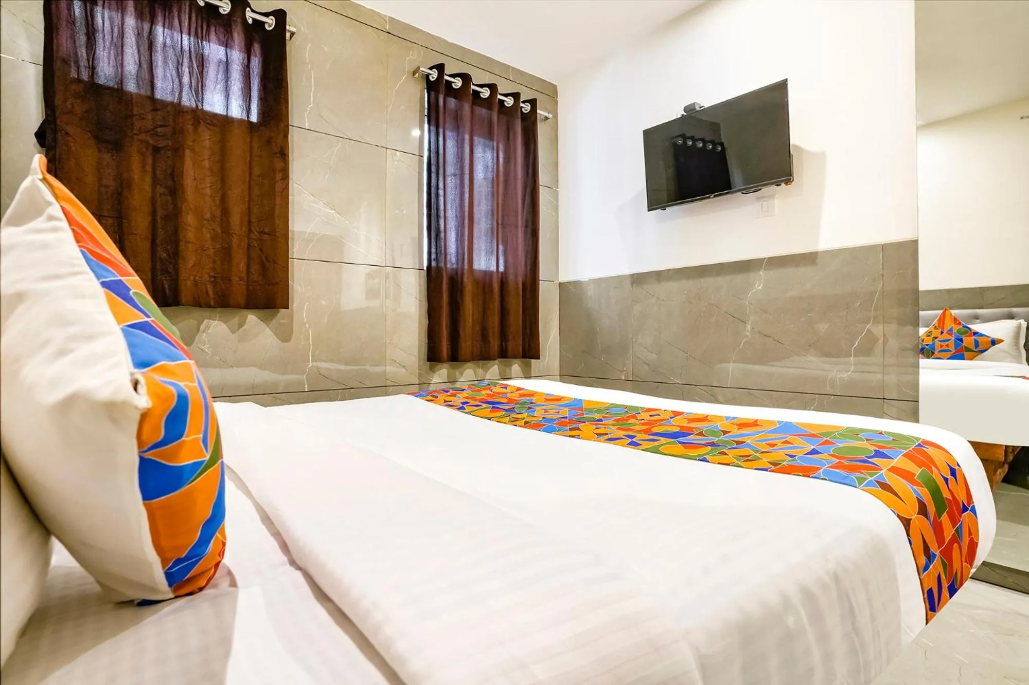 Bed in FabHotel Shubham Inn - Nr Jain Mandir, Bhandup West