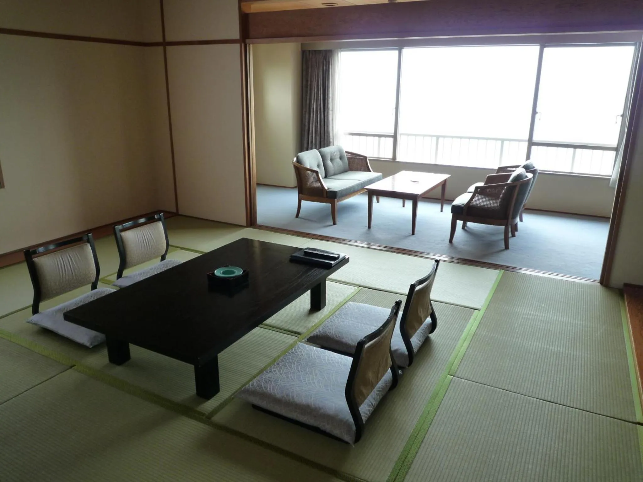 Photo of the whole room in Kaiyoukaku