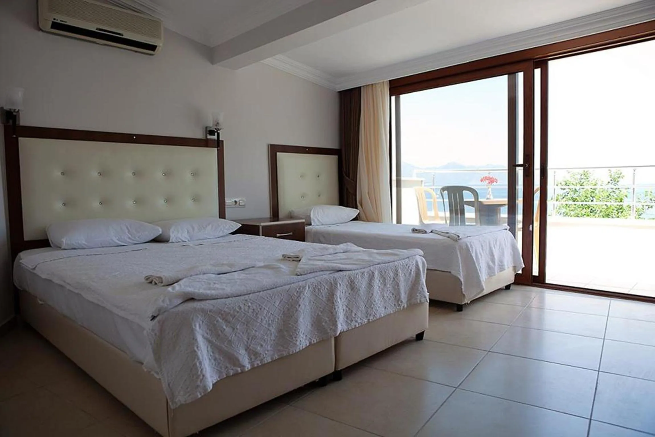 Bed in Can Apartments