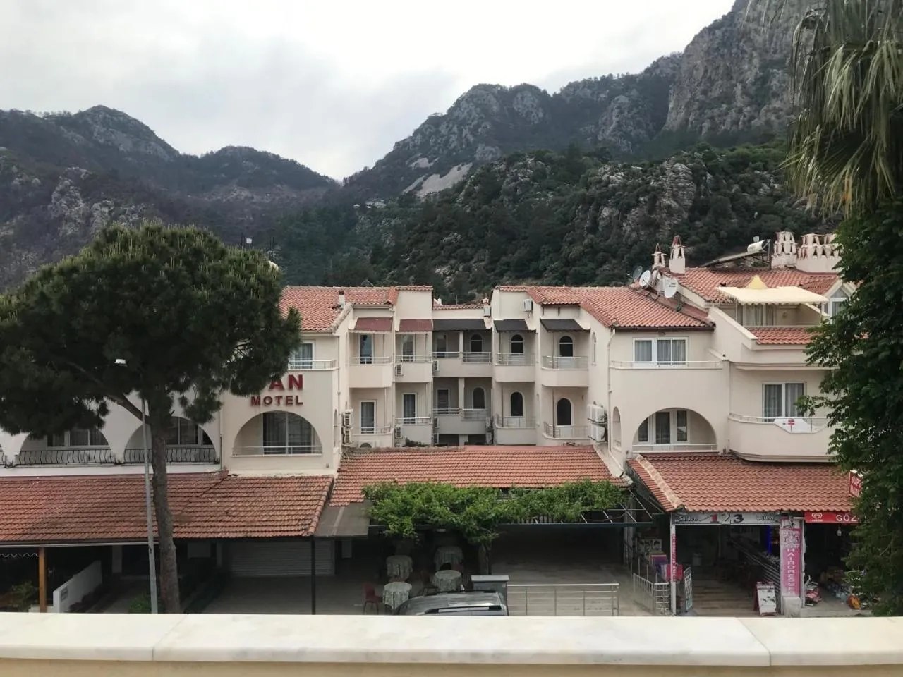 Property building in Can Apartments