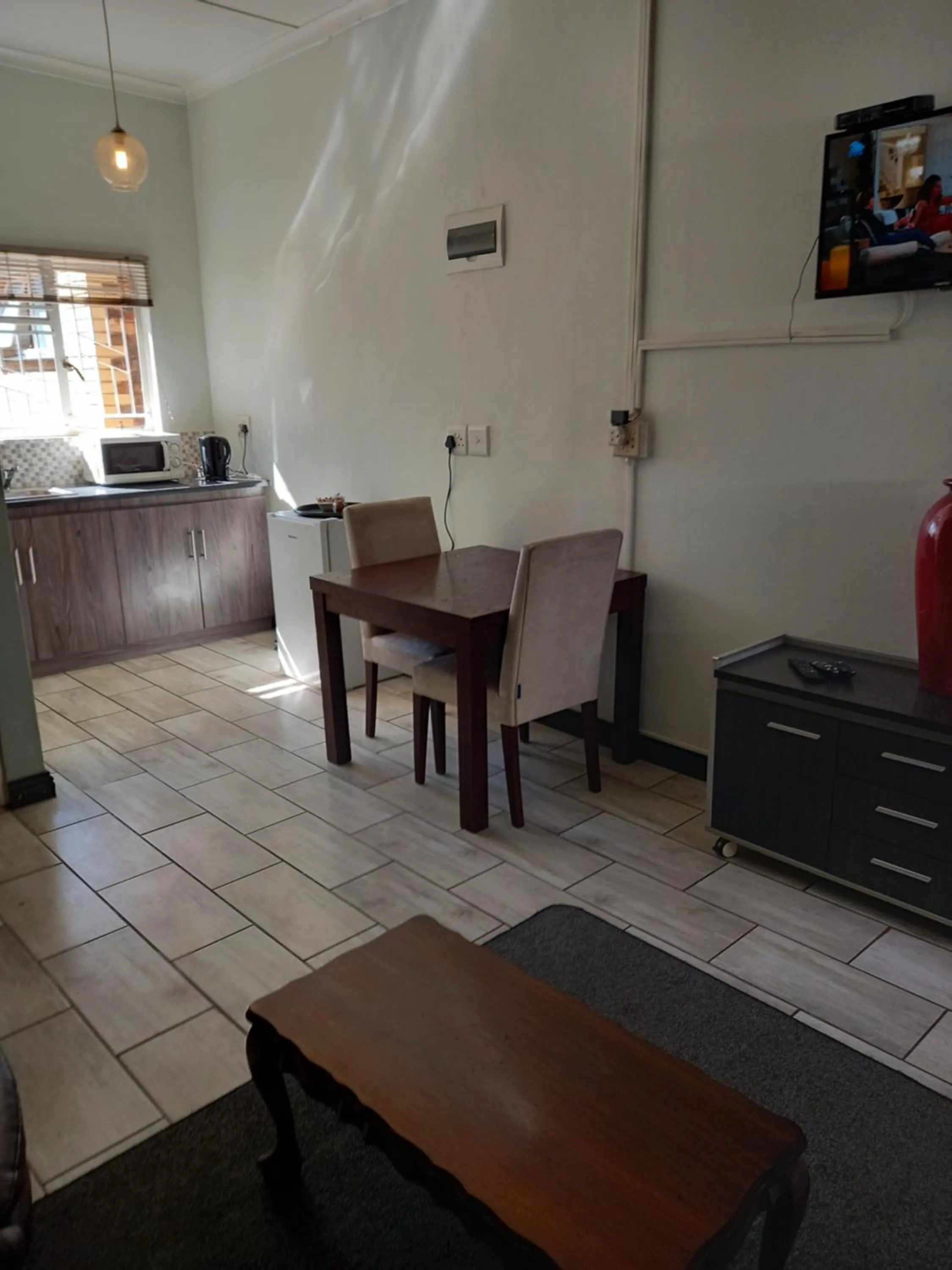 Dining area in 21 On Coetzee Guest House