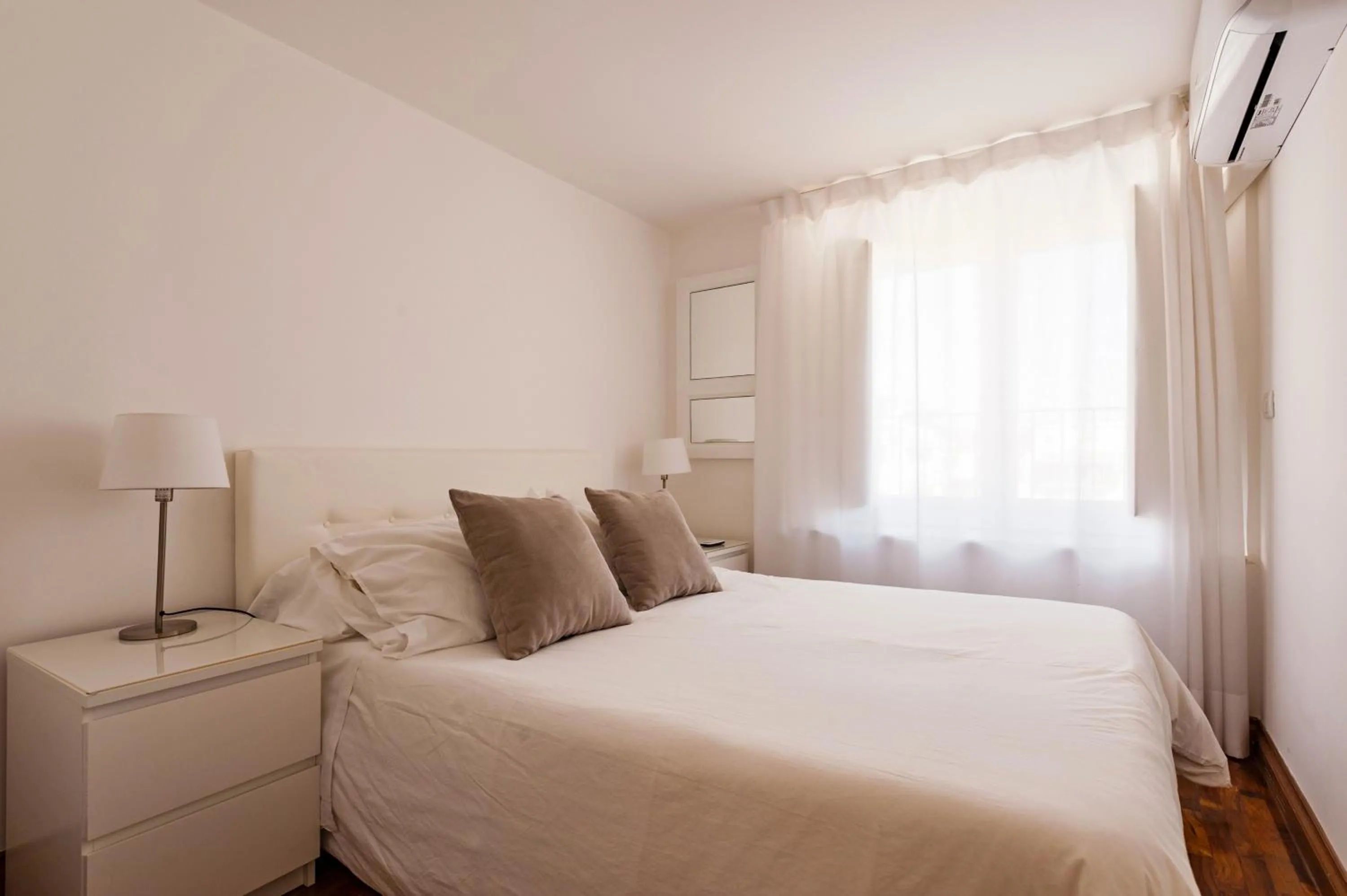 Bedroom, Bed in Ferrini Home - Residence 150