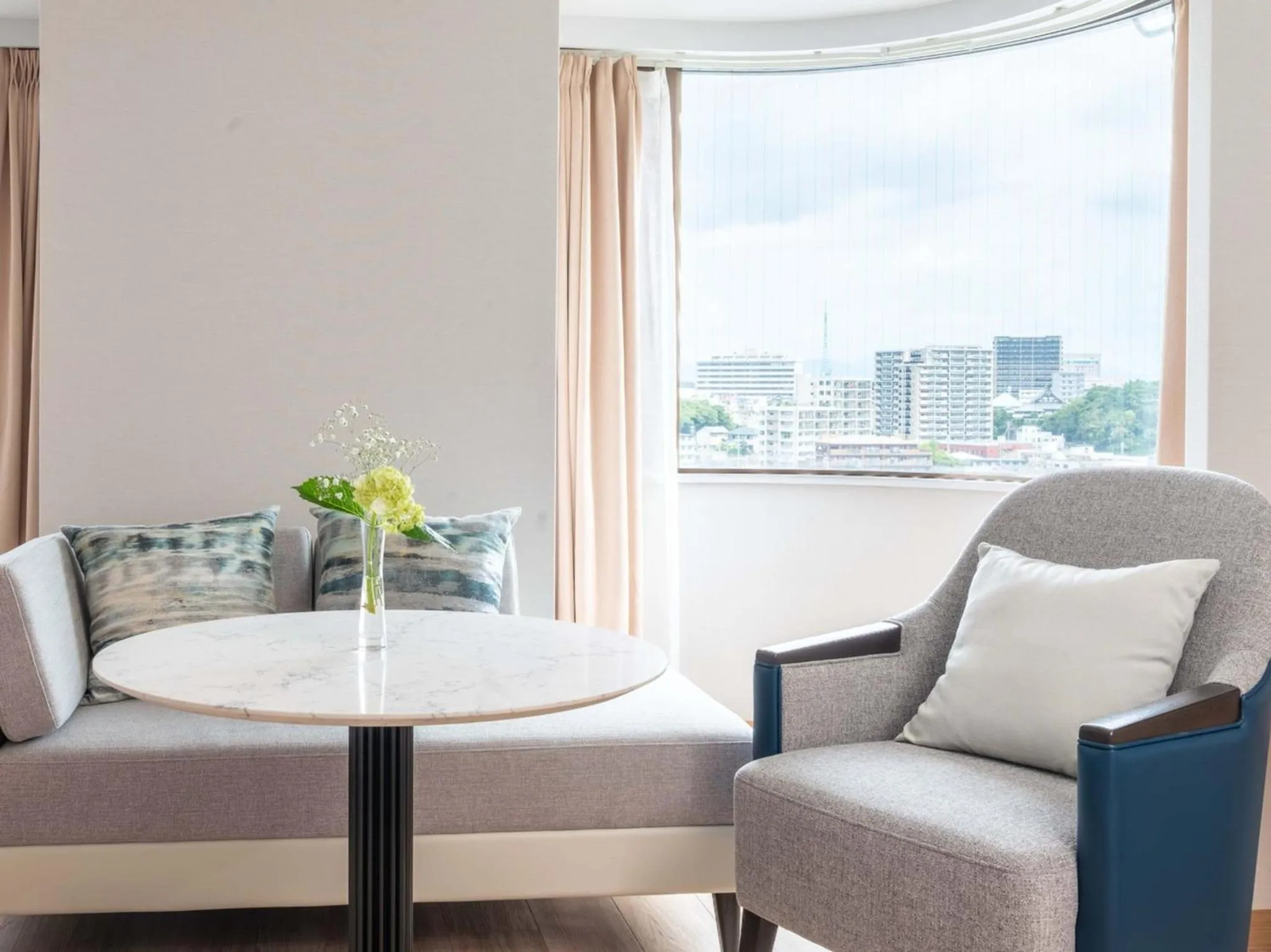 Photo of the whole room in Grand Hotel Hamamatsu