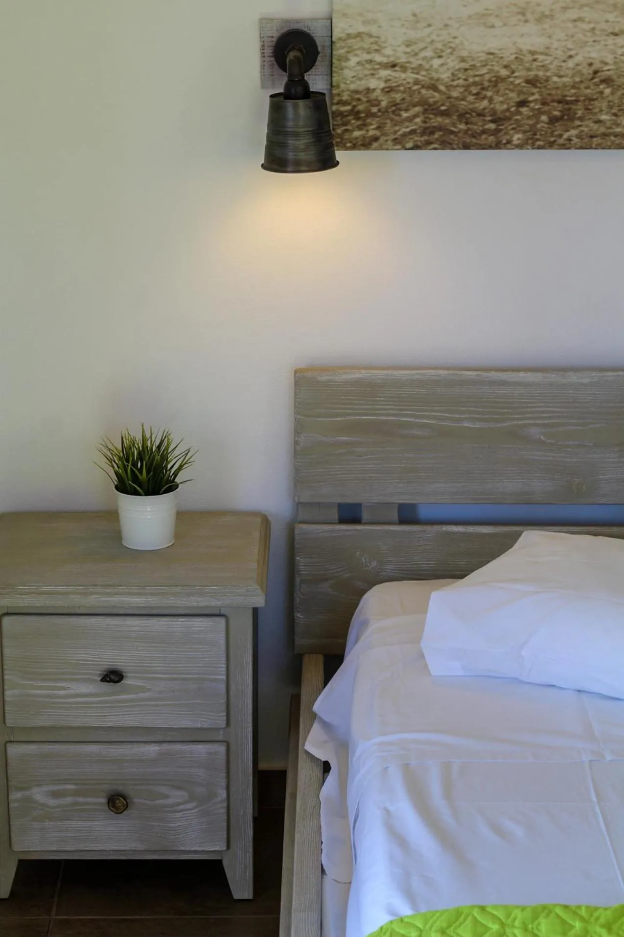 Photo of the whole room, Bed in Mistral-Patmos