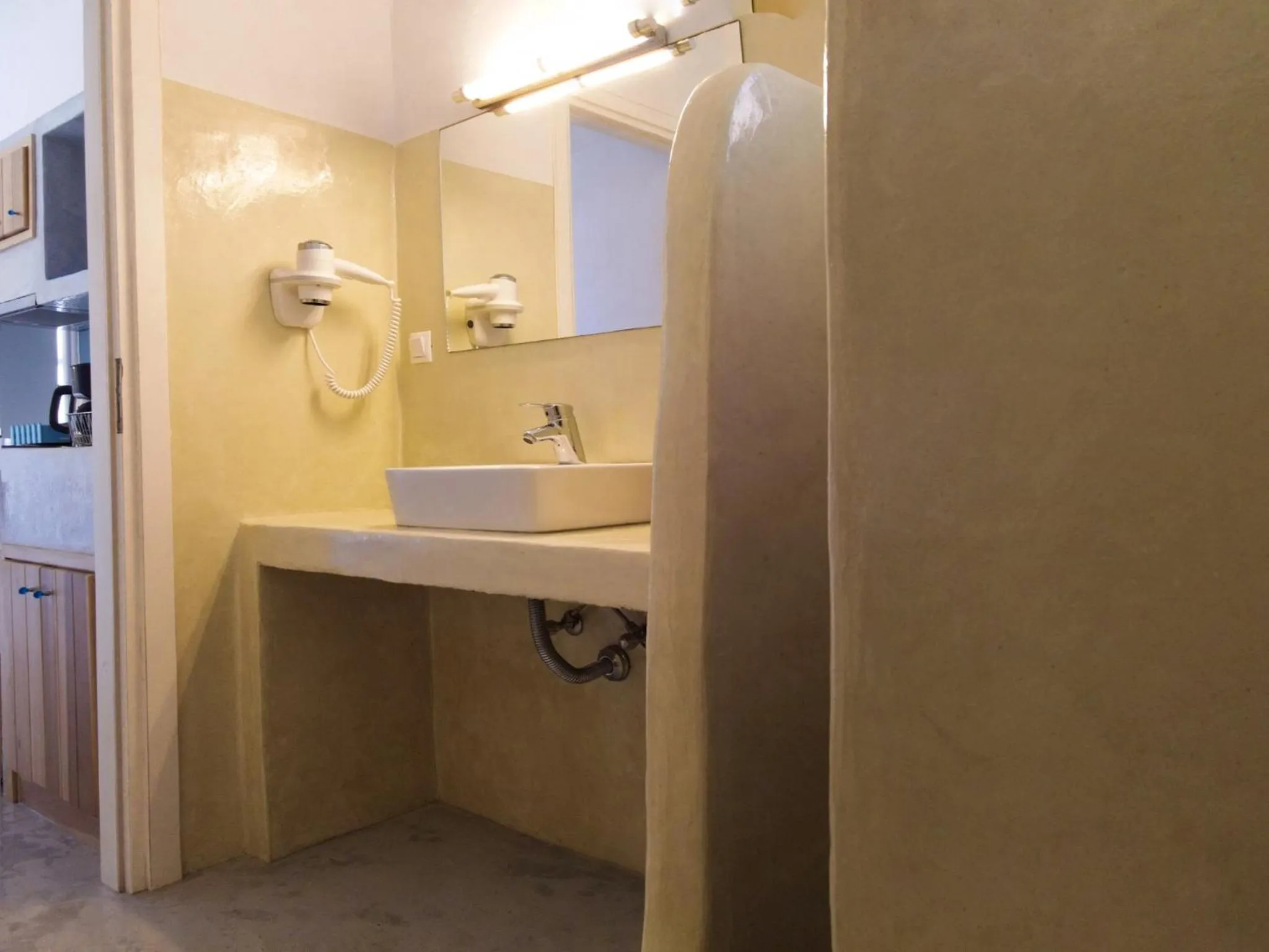 Bathroom in Mistral-Patmos