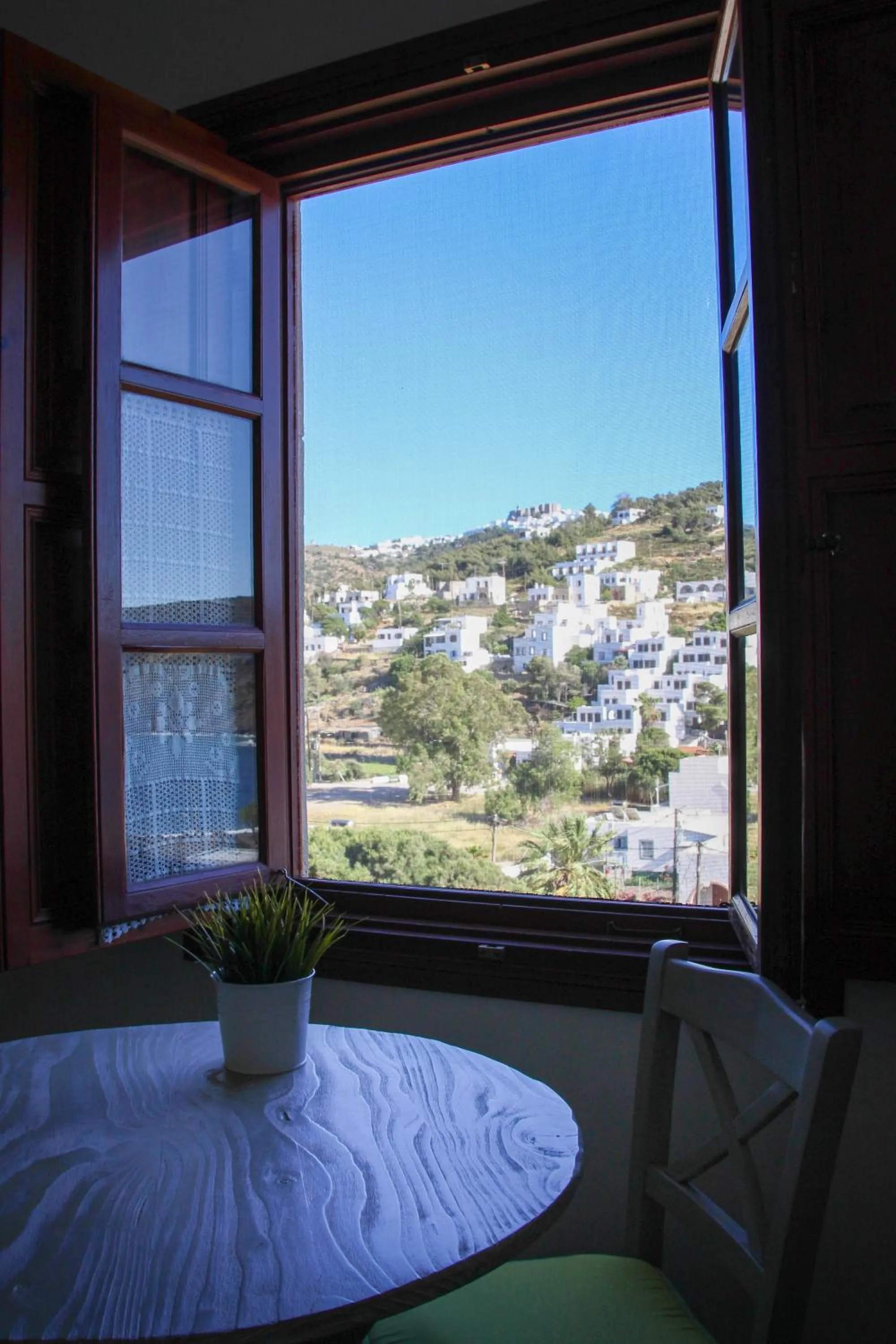 City view, Bed in Mistral-Patmos