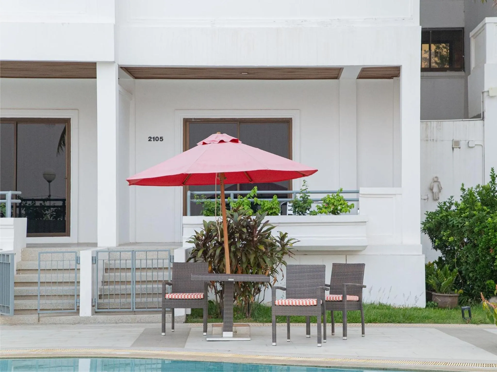 Swimming pool in Fortune River View Hotel Nakhon Phanom