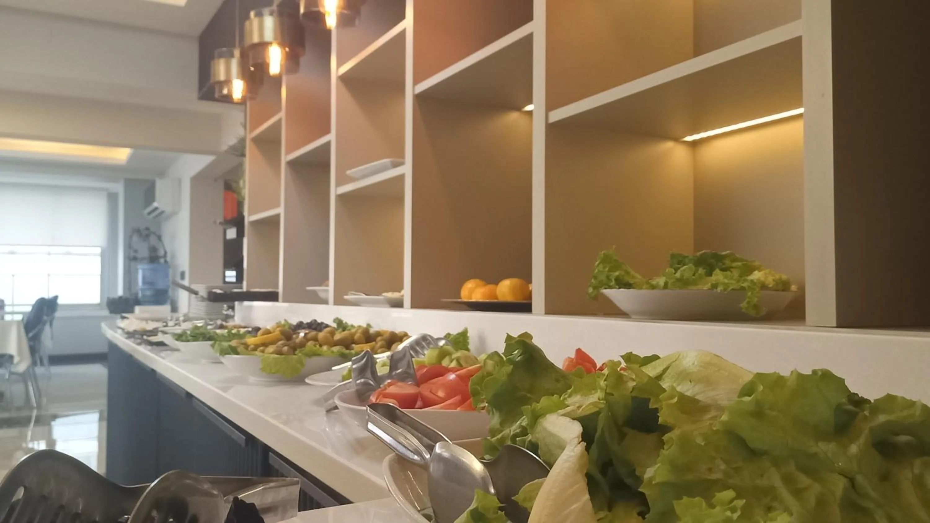 Restaurant/places to eat in GRAND BELLİ OTEL