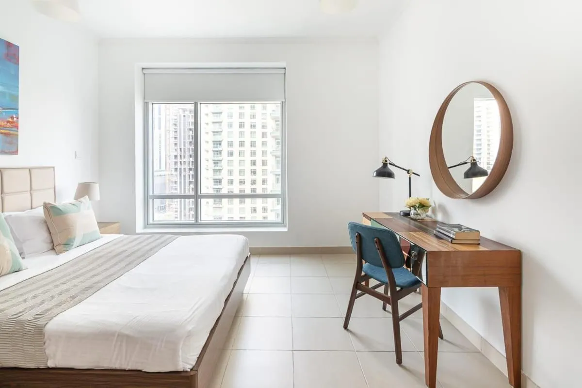 Frank Porter - Burj Views