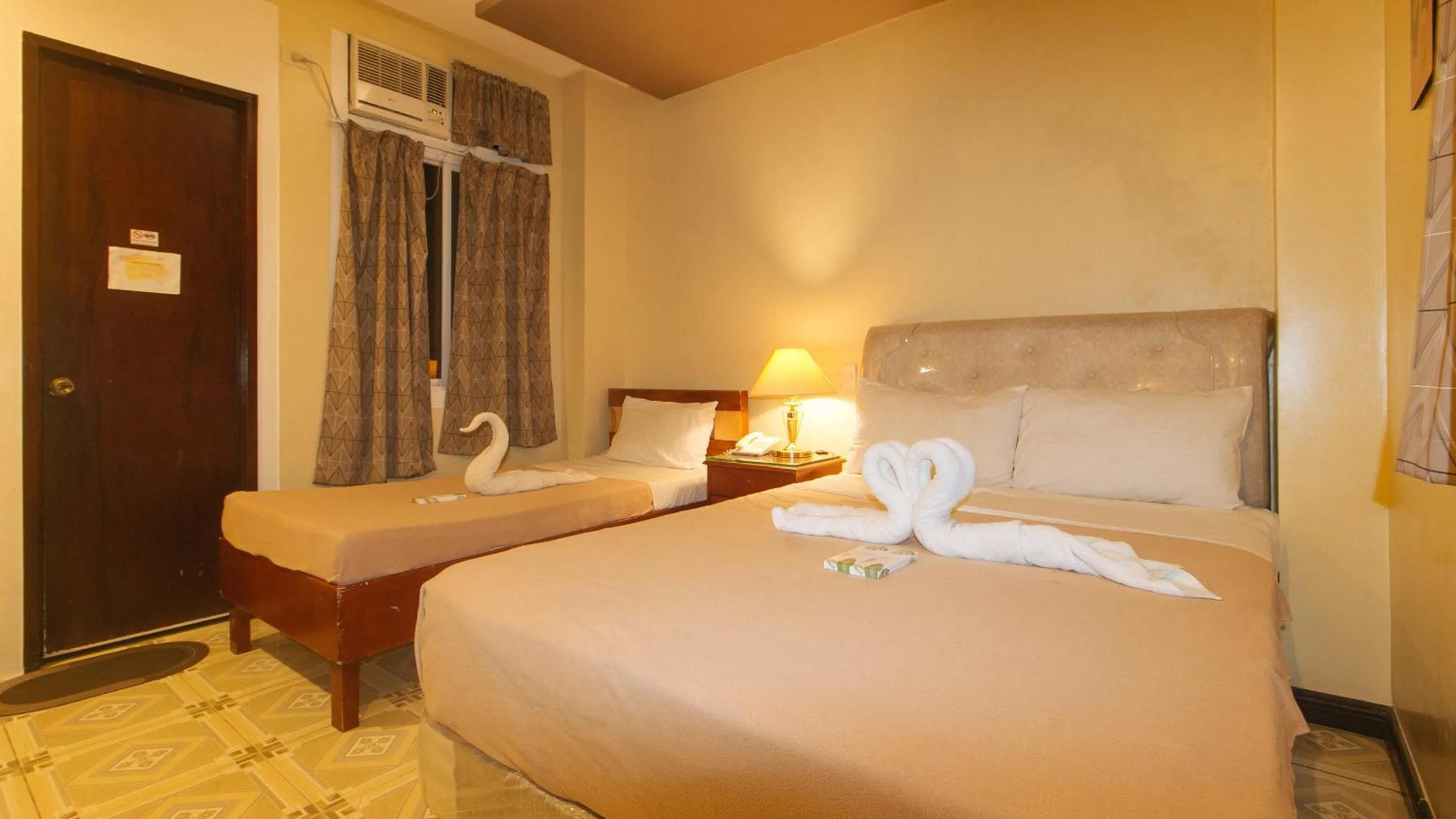 Bed in Buenas J Hotel and Spa