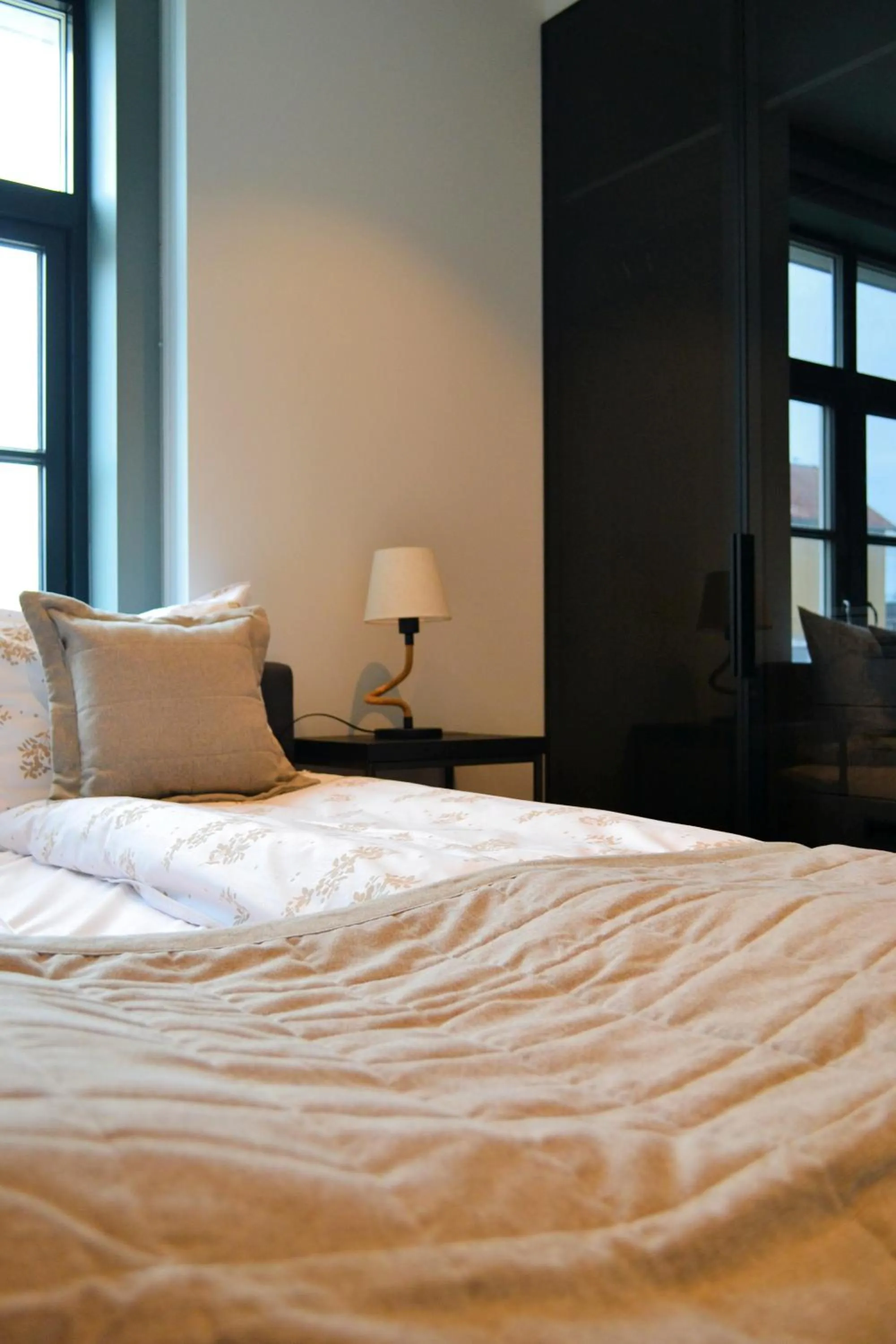 Bedroom, Bed in Andenes Suitehotel