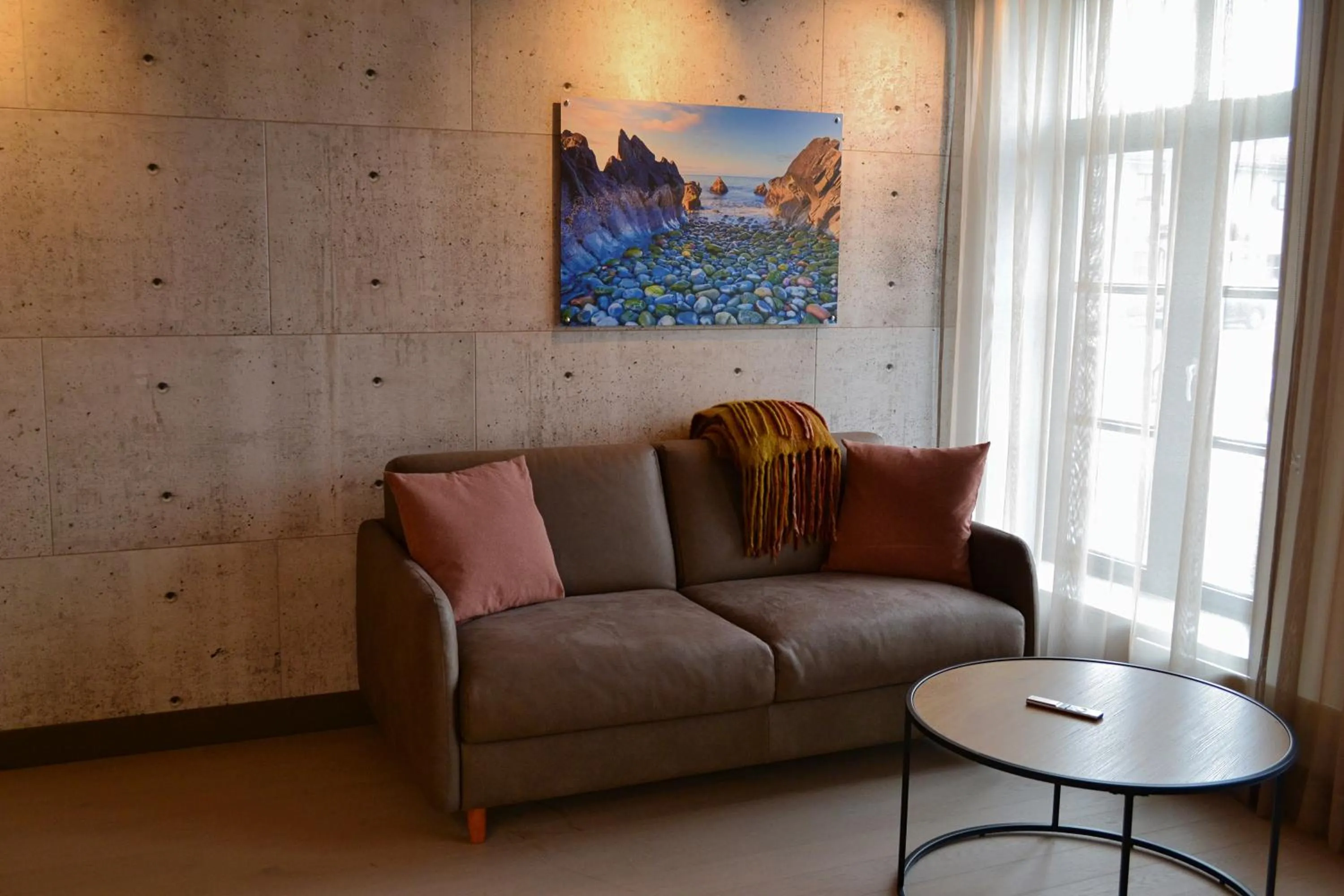 Living room in Andenes Suitehotel