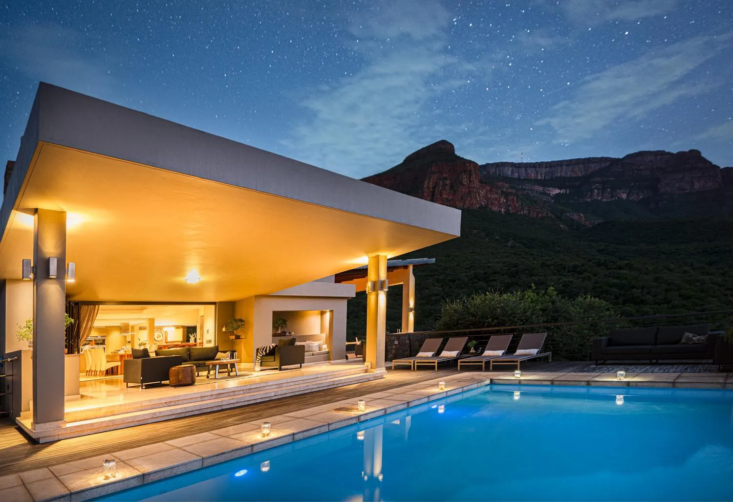 Pool view in umVangati House