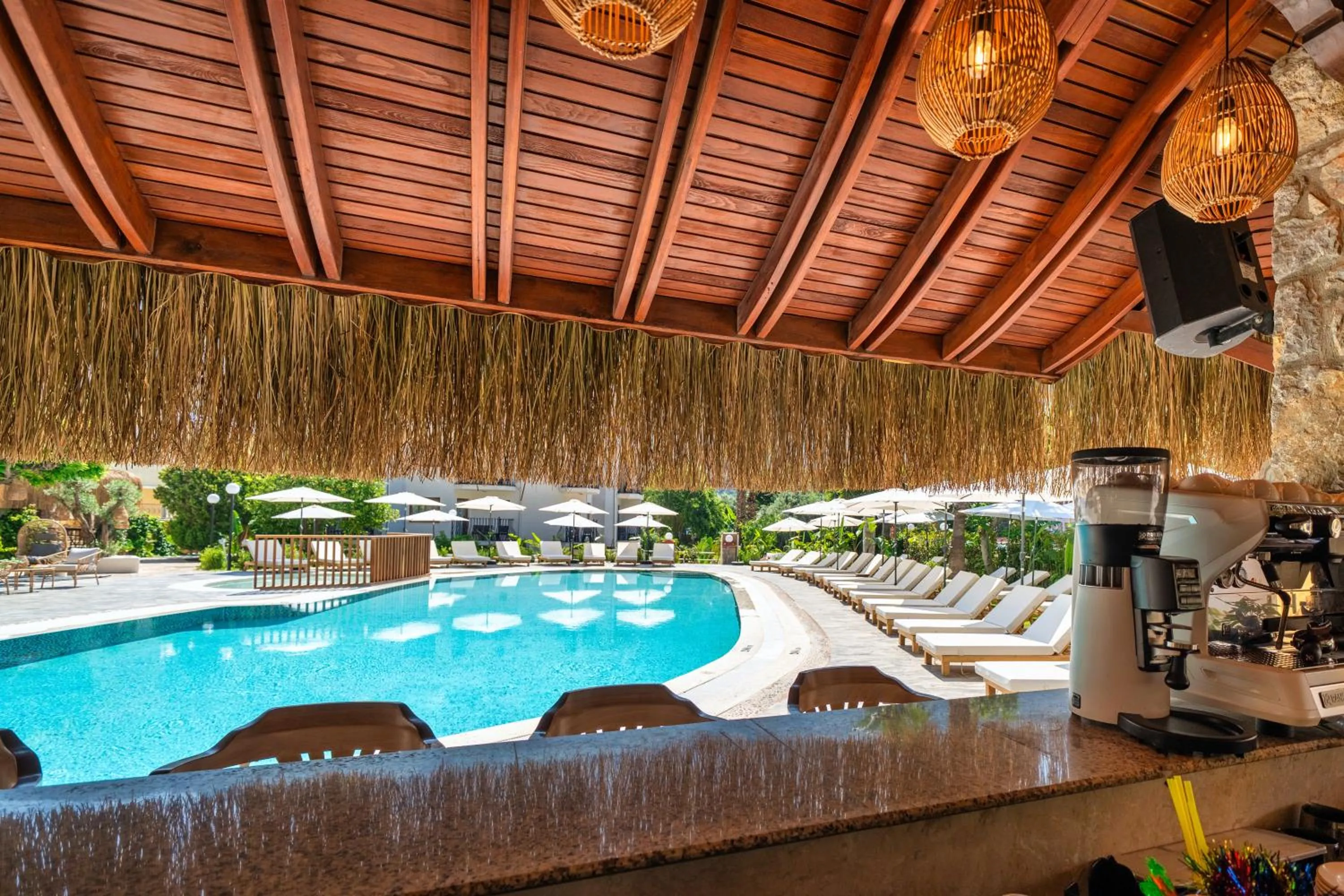 Ata Lagoon Beach Hotel