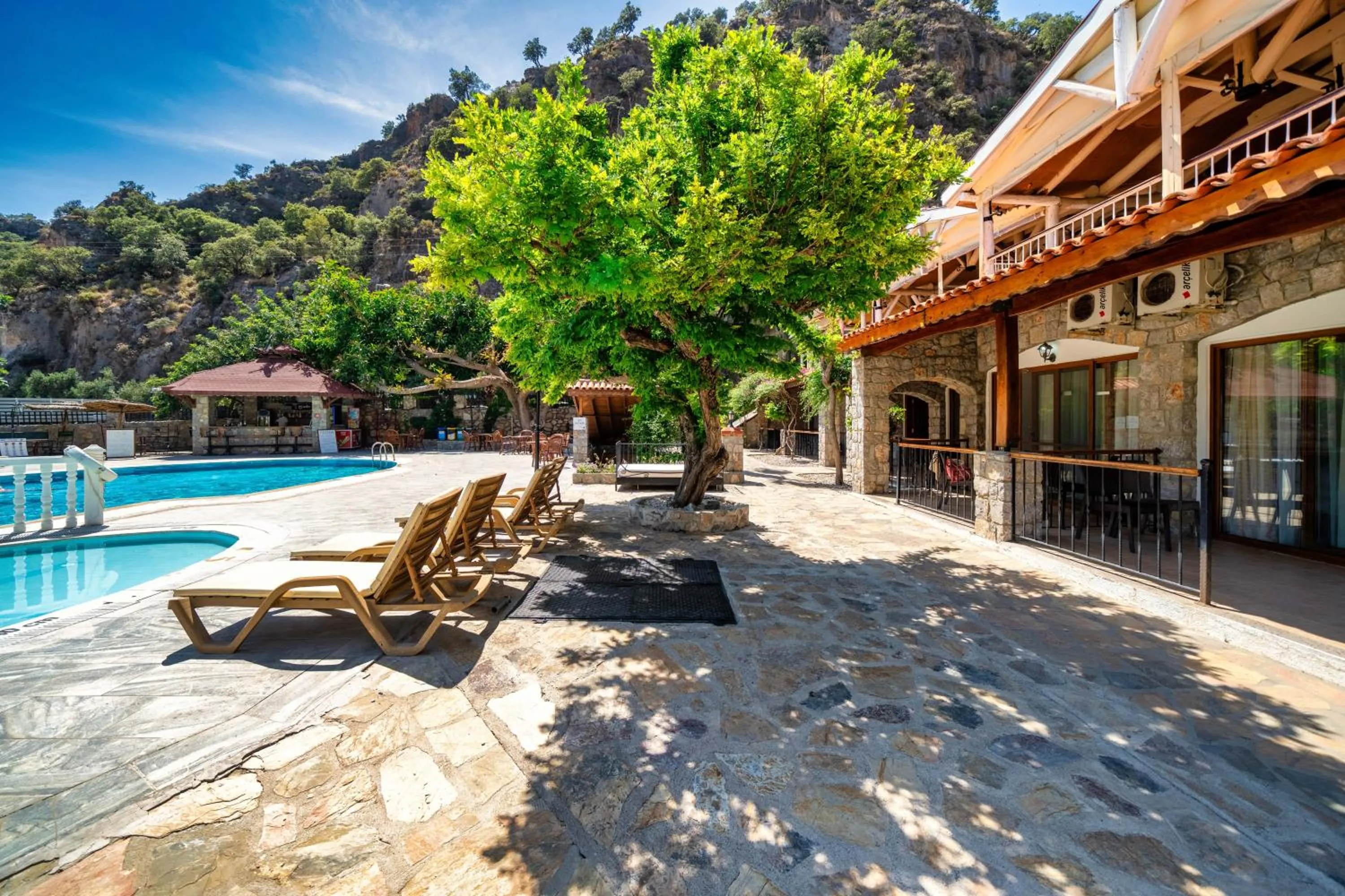 Pool view in Ata Lagoon Beach Hotel