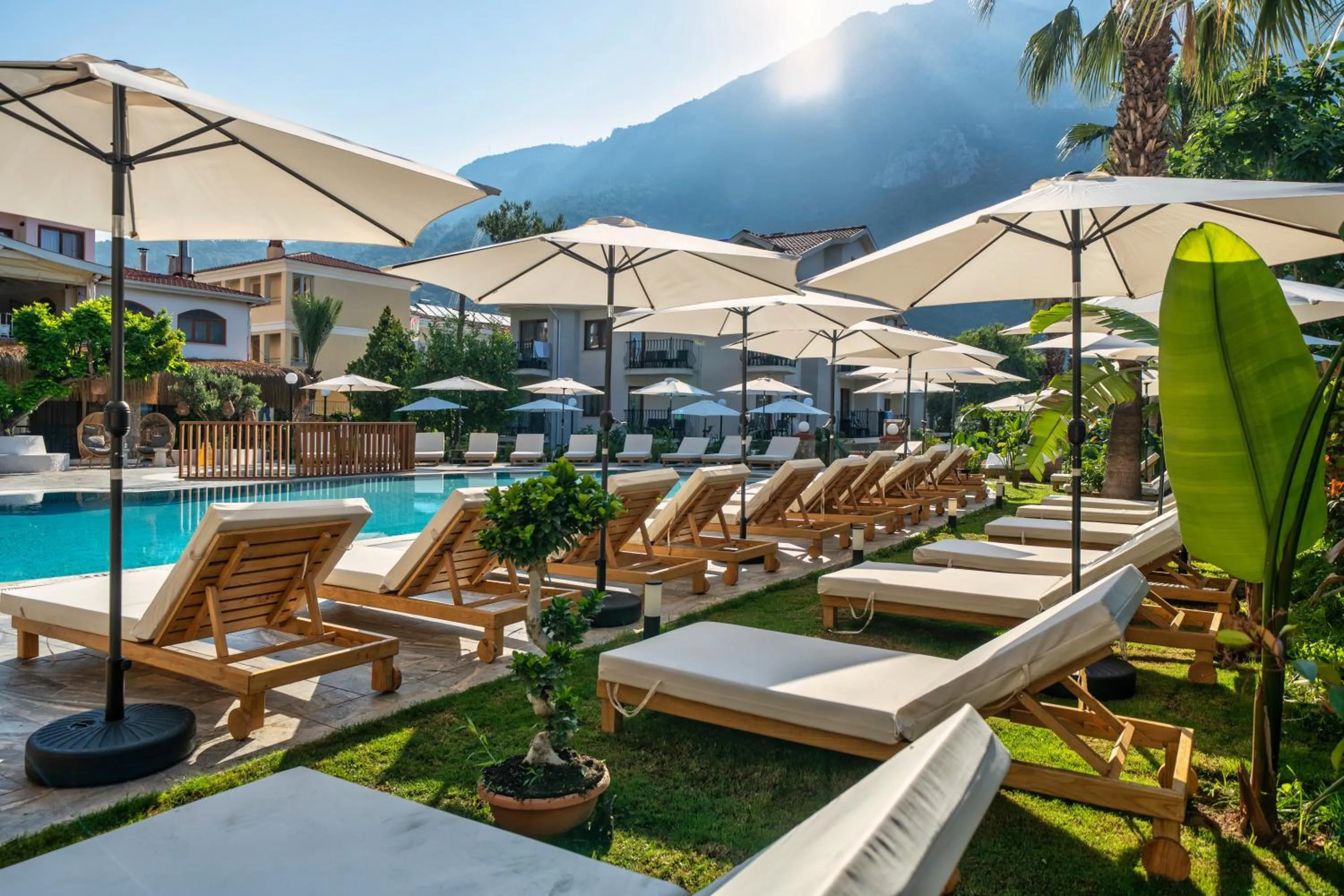 Ata Lagoon Beach Hotel