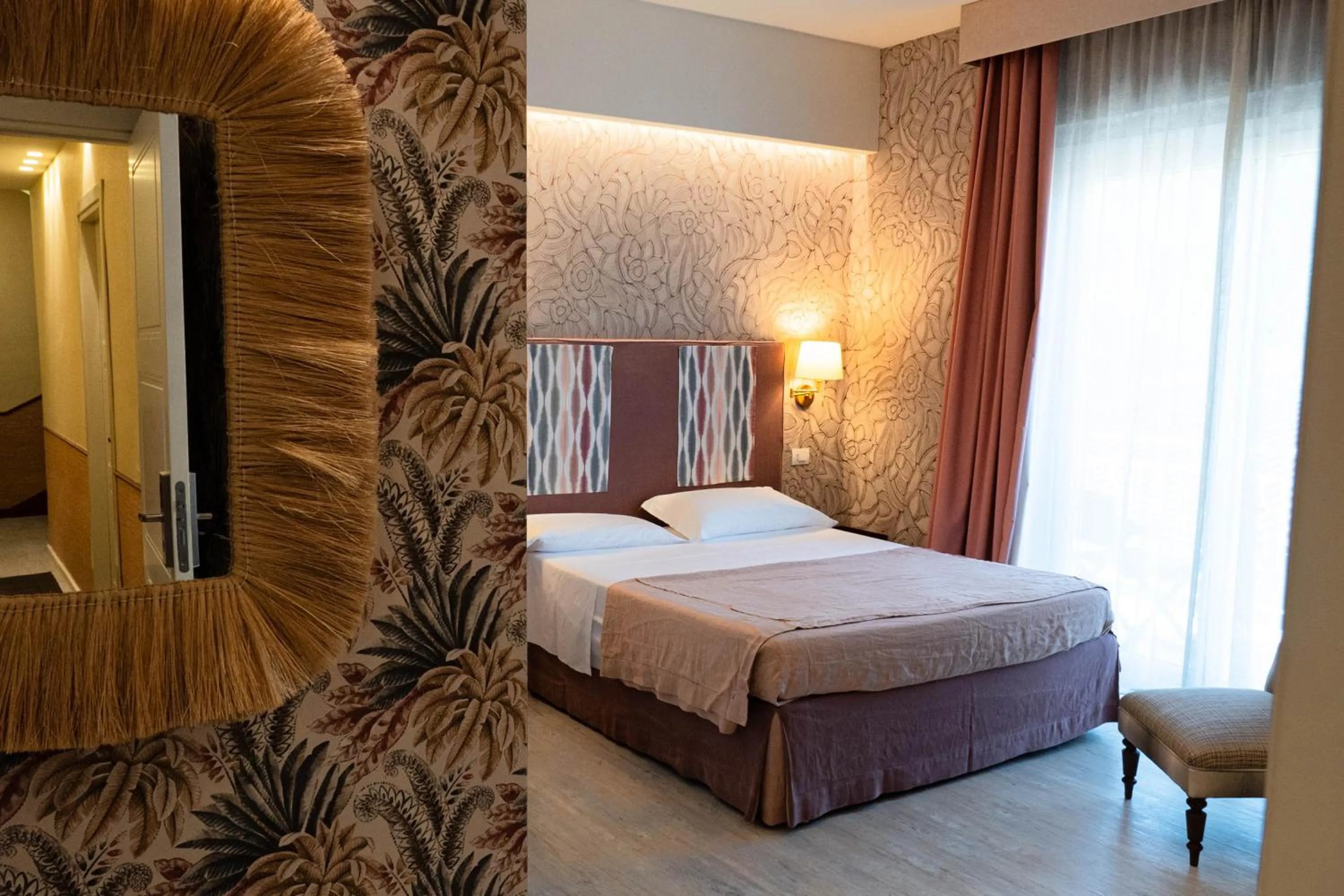 Bedroom, Bed in Bontempo Suite