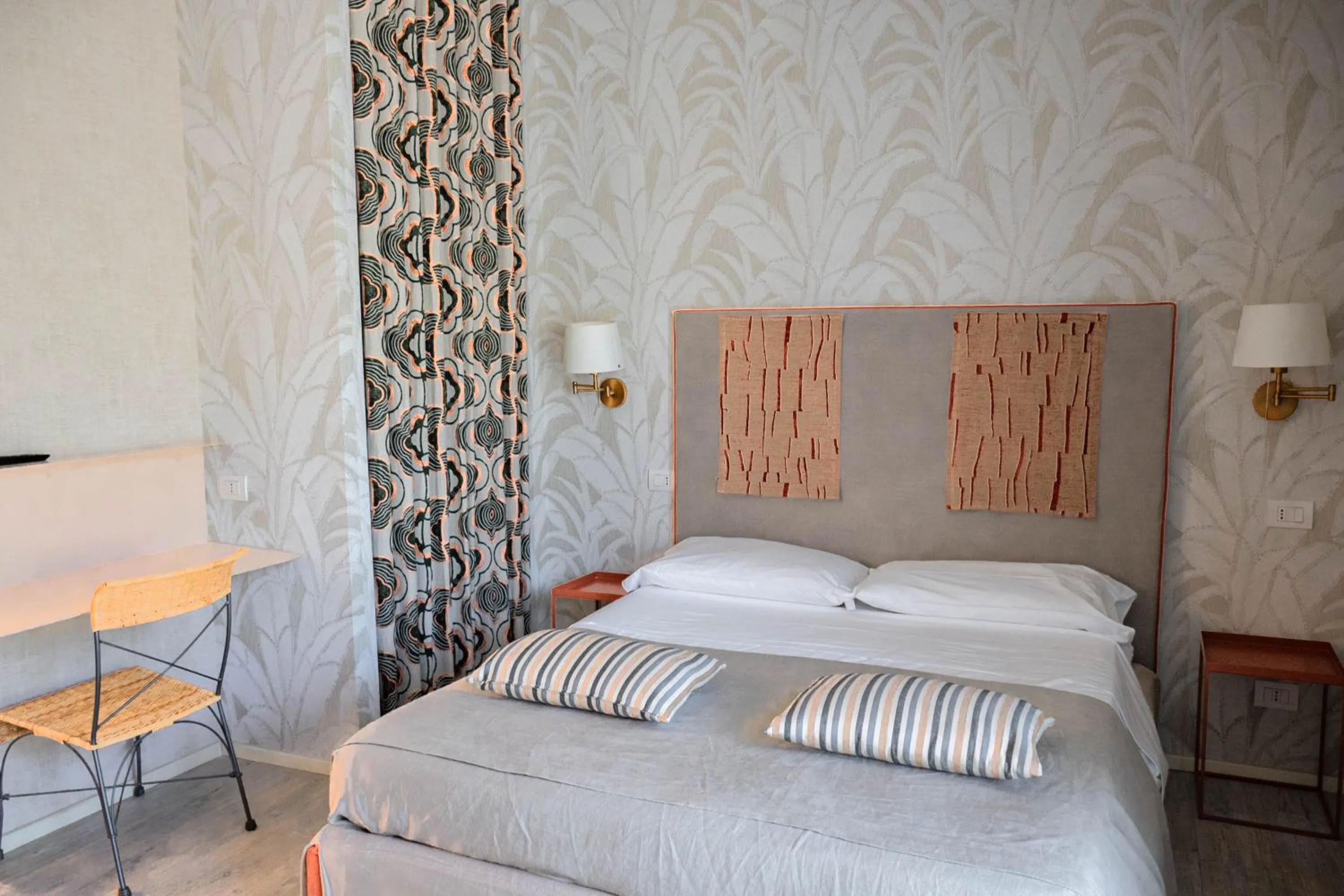 Bedroom, Bed in Bontempo Suite