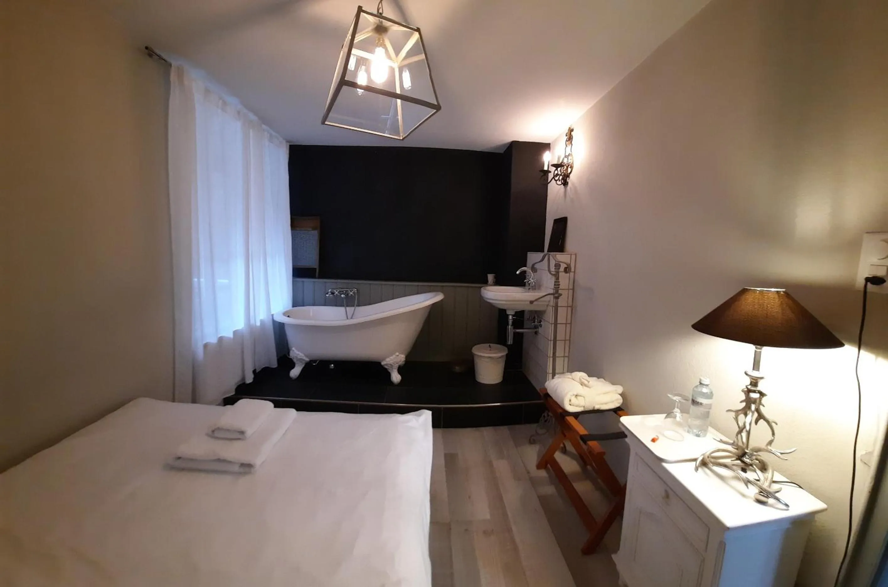 Photo of the whole room, Bed in B&B Langenberg