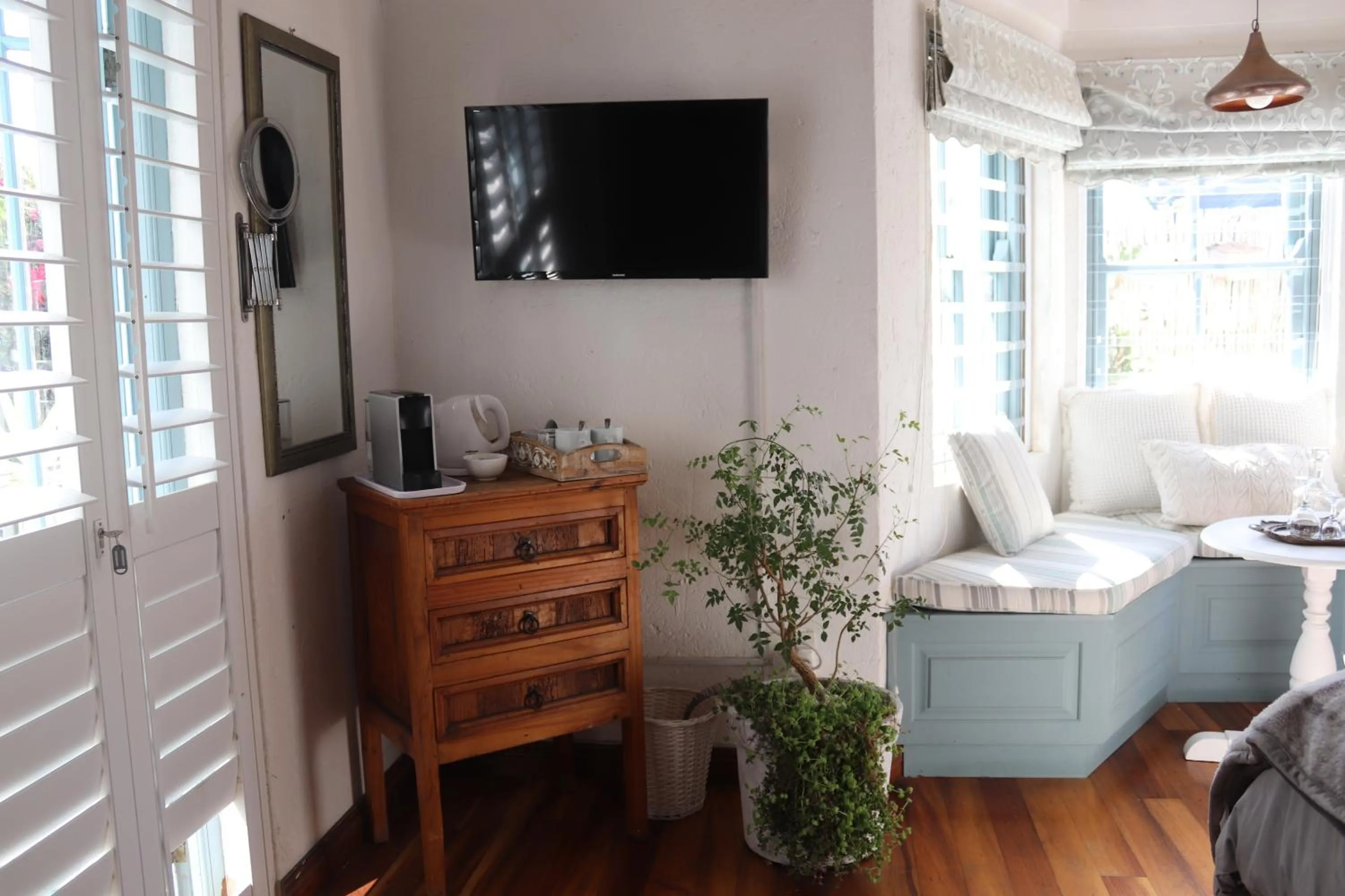 Bedroom, Bed in Gilcrest Place Guest House