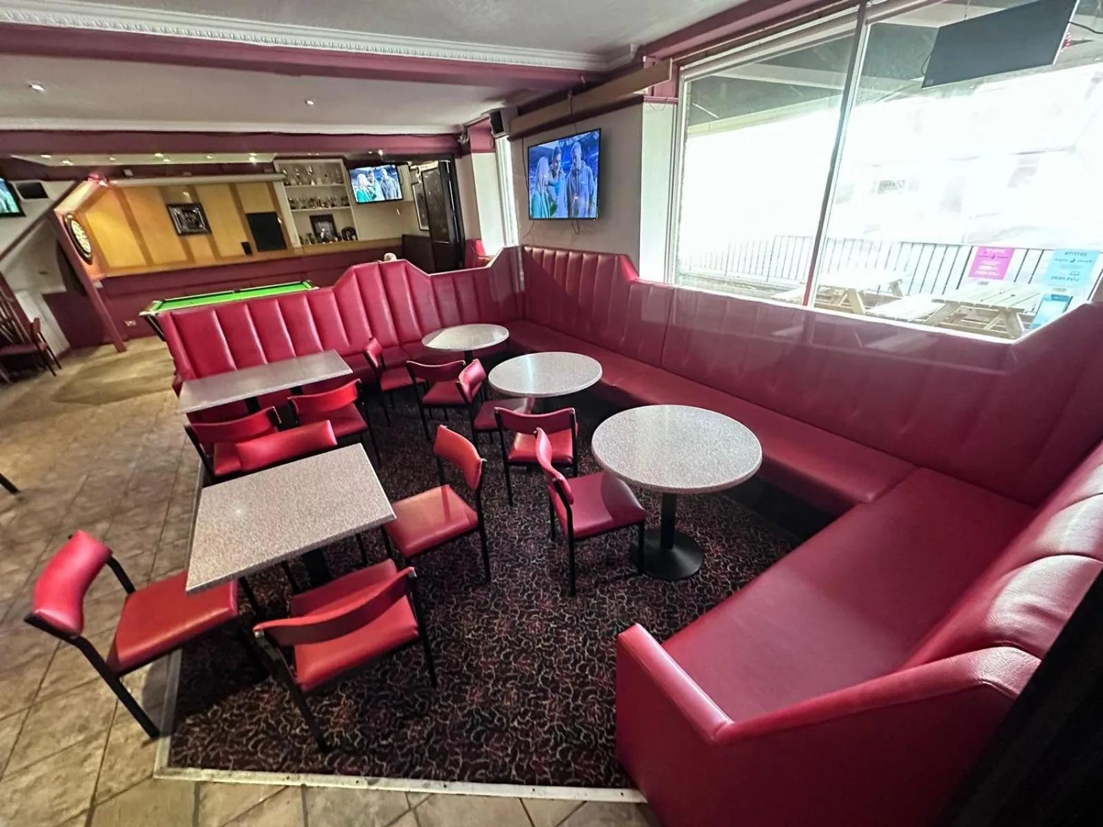 Lounge or bar in Brig Inn Hotel