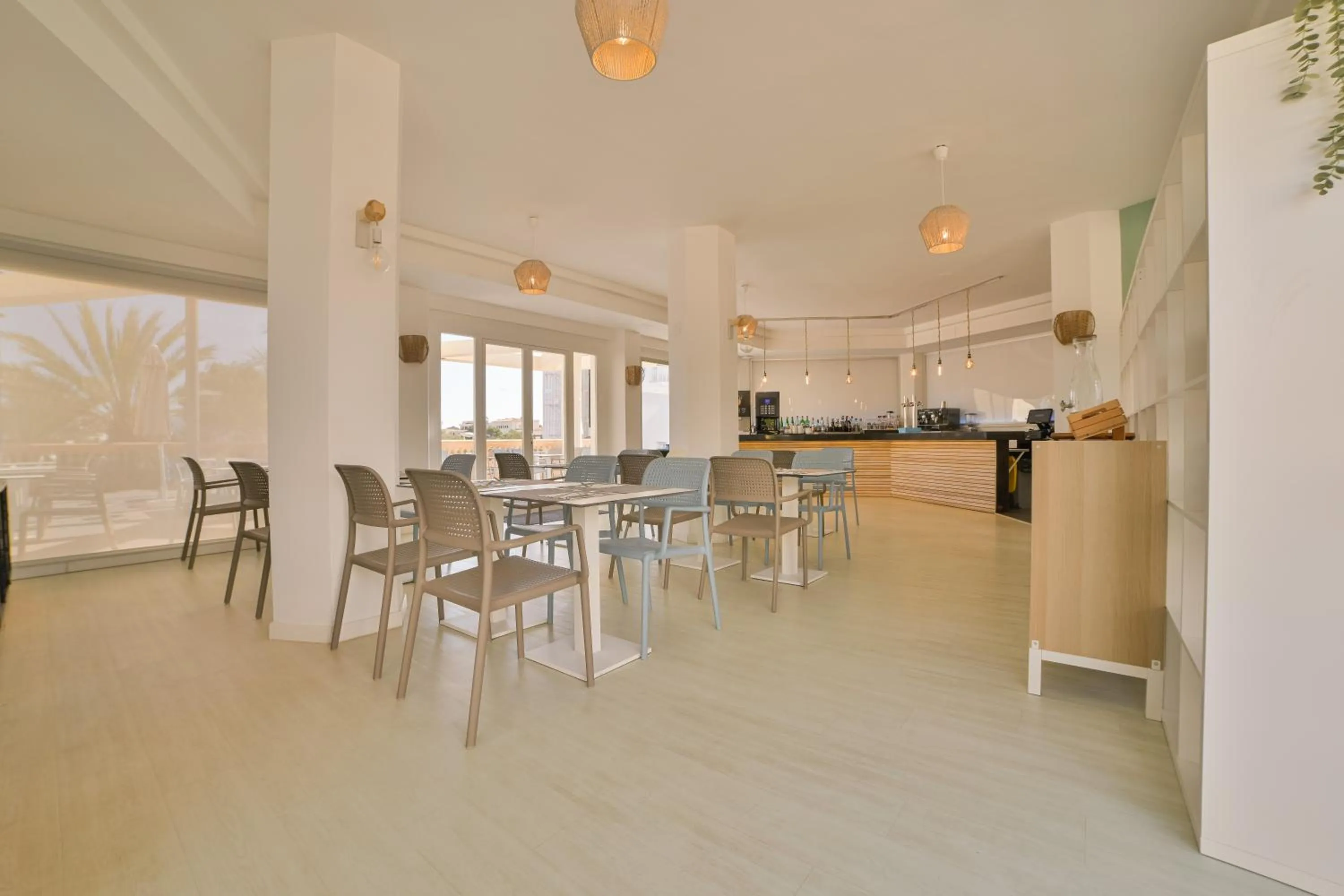Dining area in Apartamentos Azul Playa