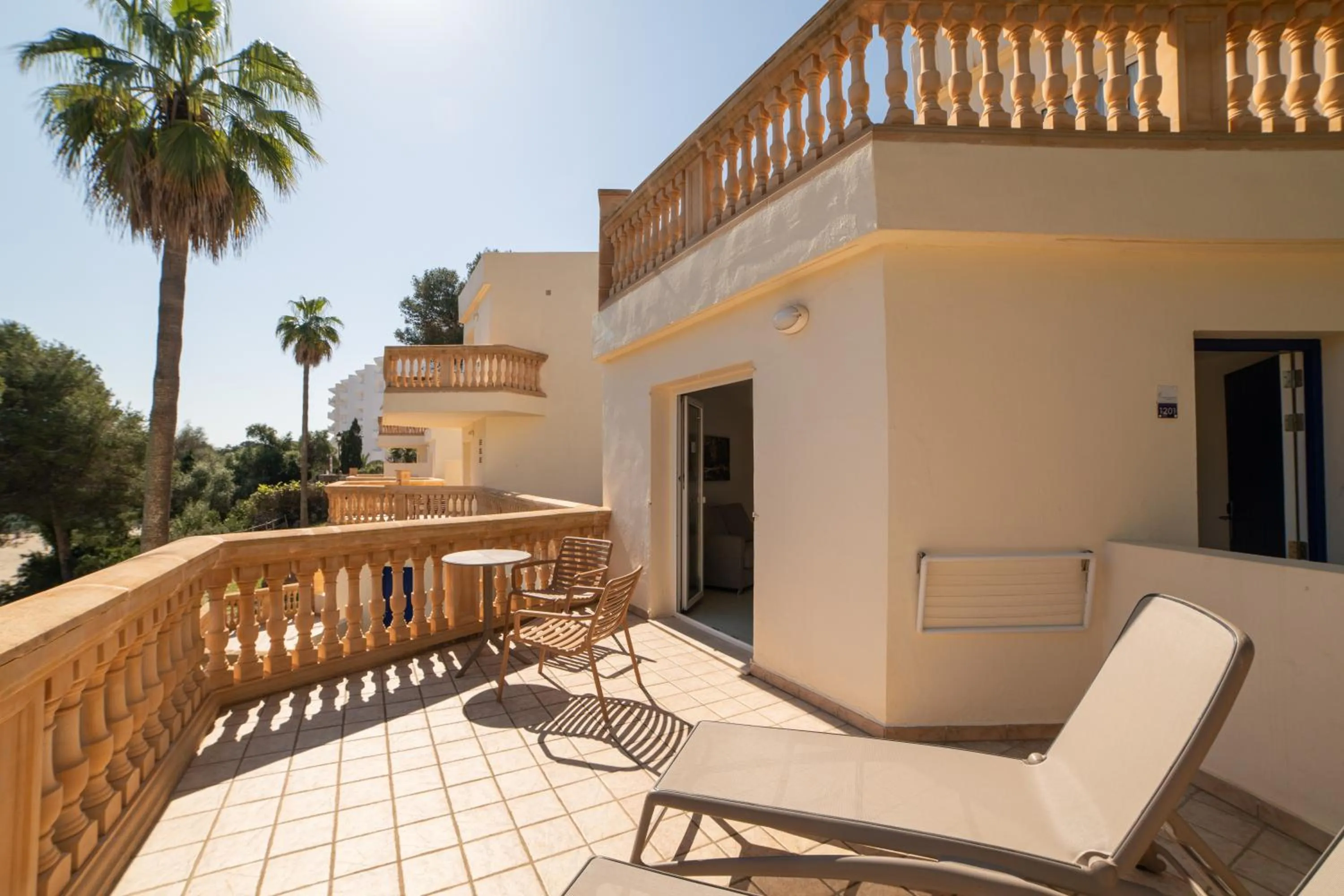 Balcony/Terrace in Apartamentos Azul Playa