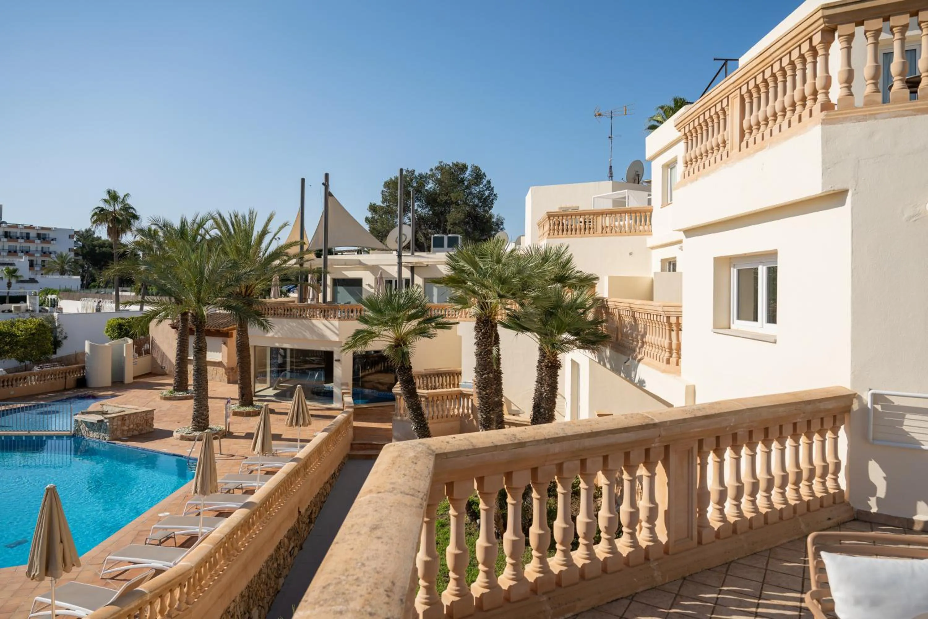 Property building in Apartamentos Azul Playa