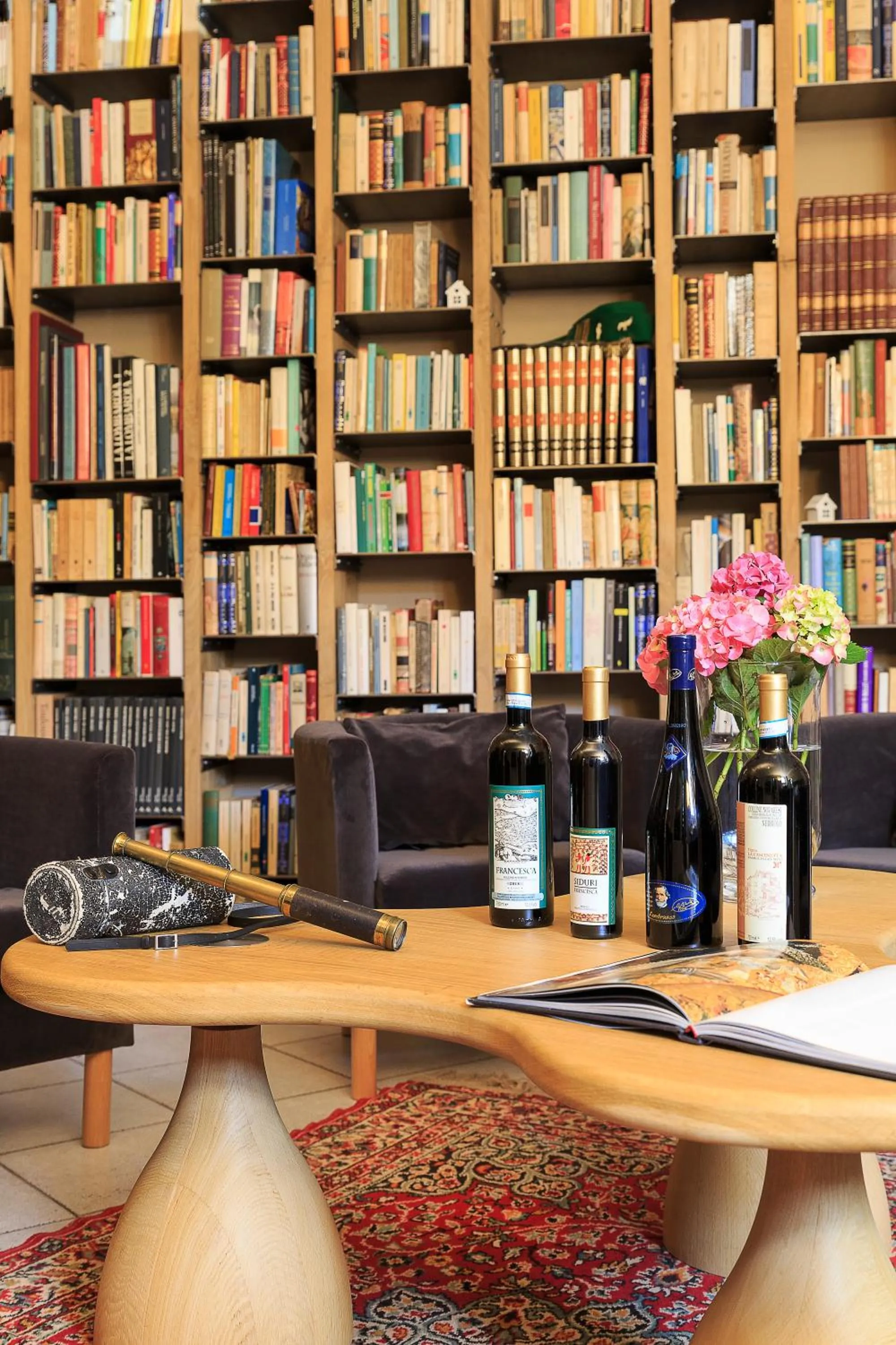 Library in Antica Casa Balsari