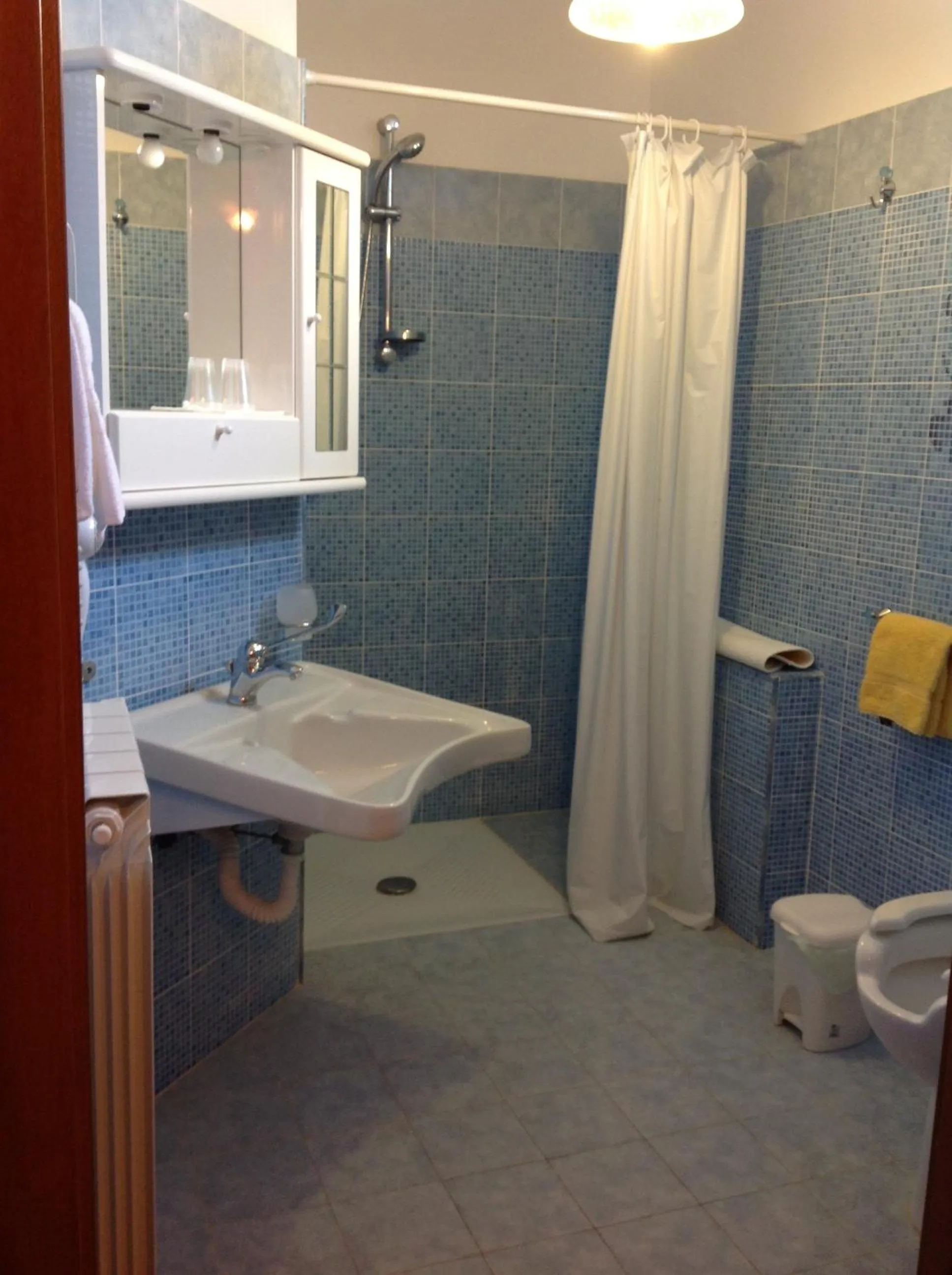 Toilet in B&B "Za' Vittoria"#lagodibomba