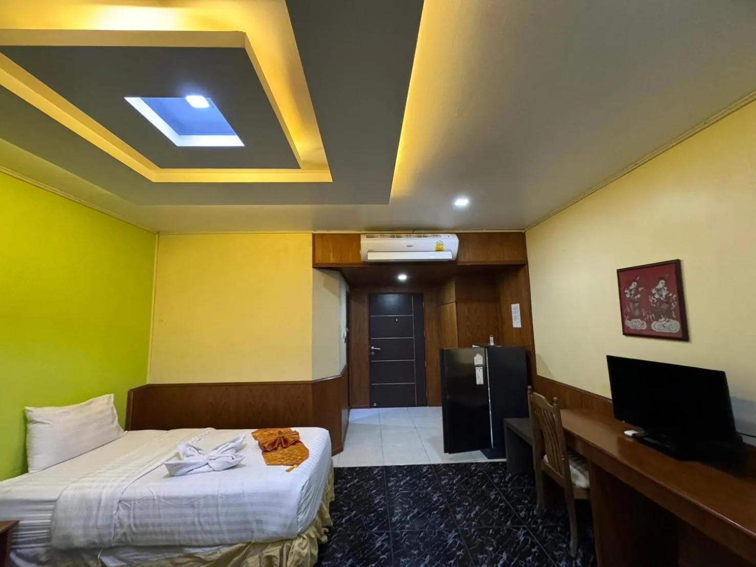 Bed in MrMac's Place