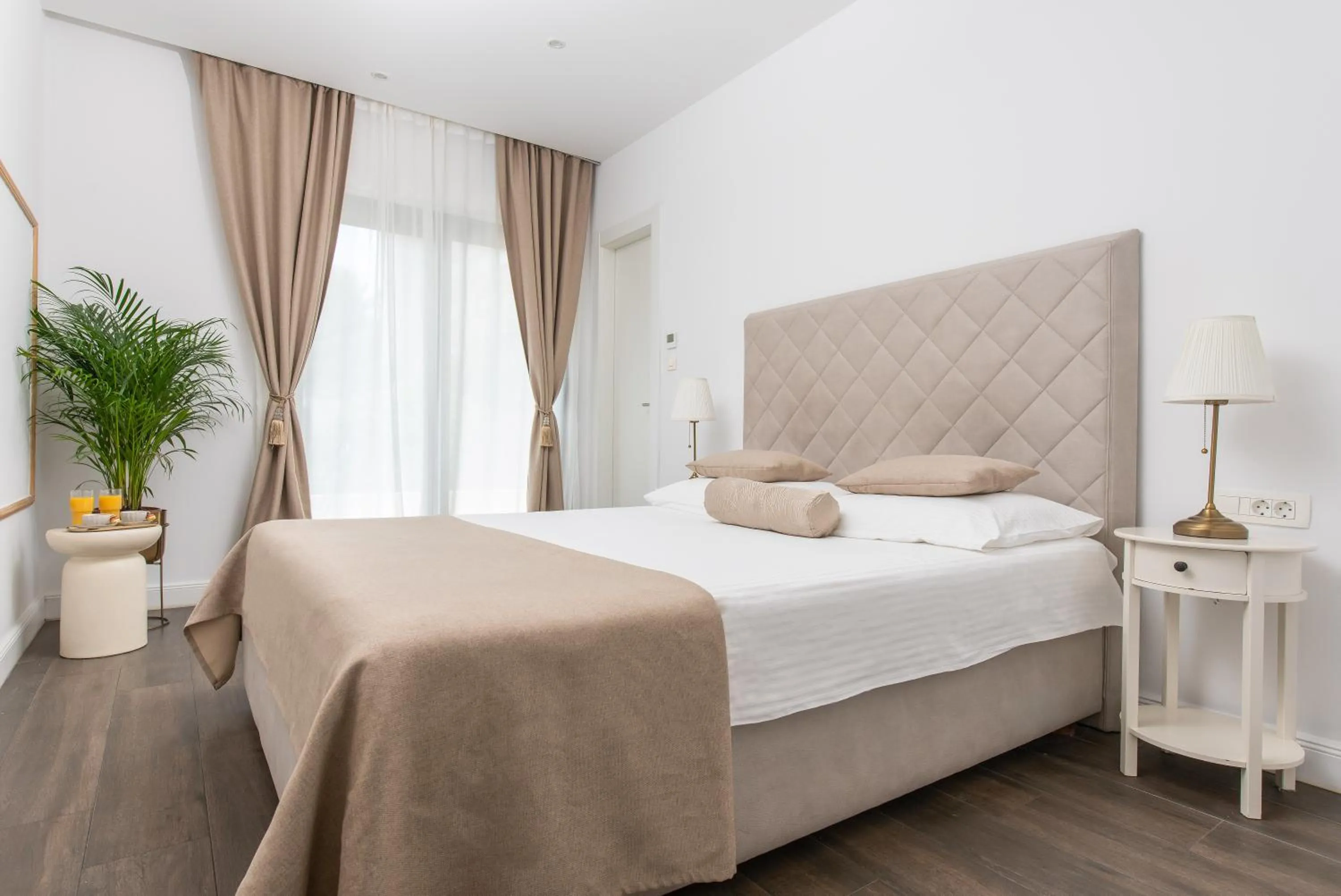 Bed in Samstag Split