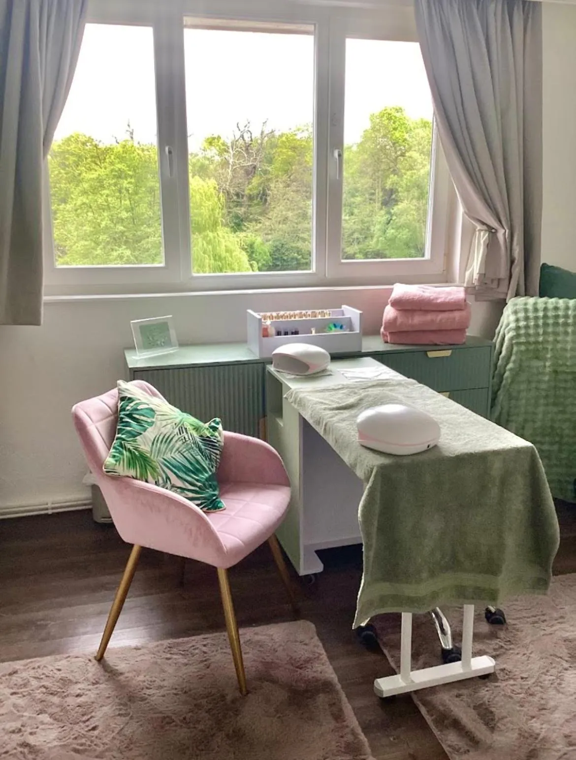 Massage in Inn On The Lake