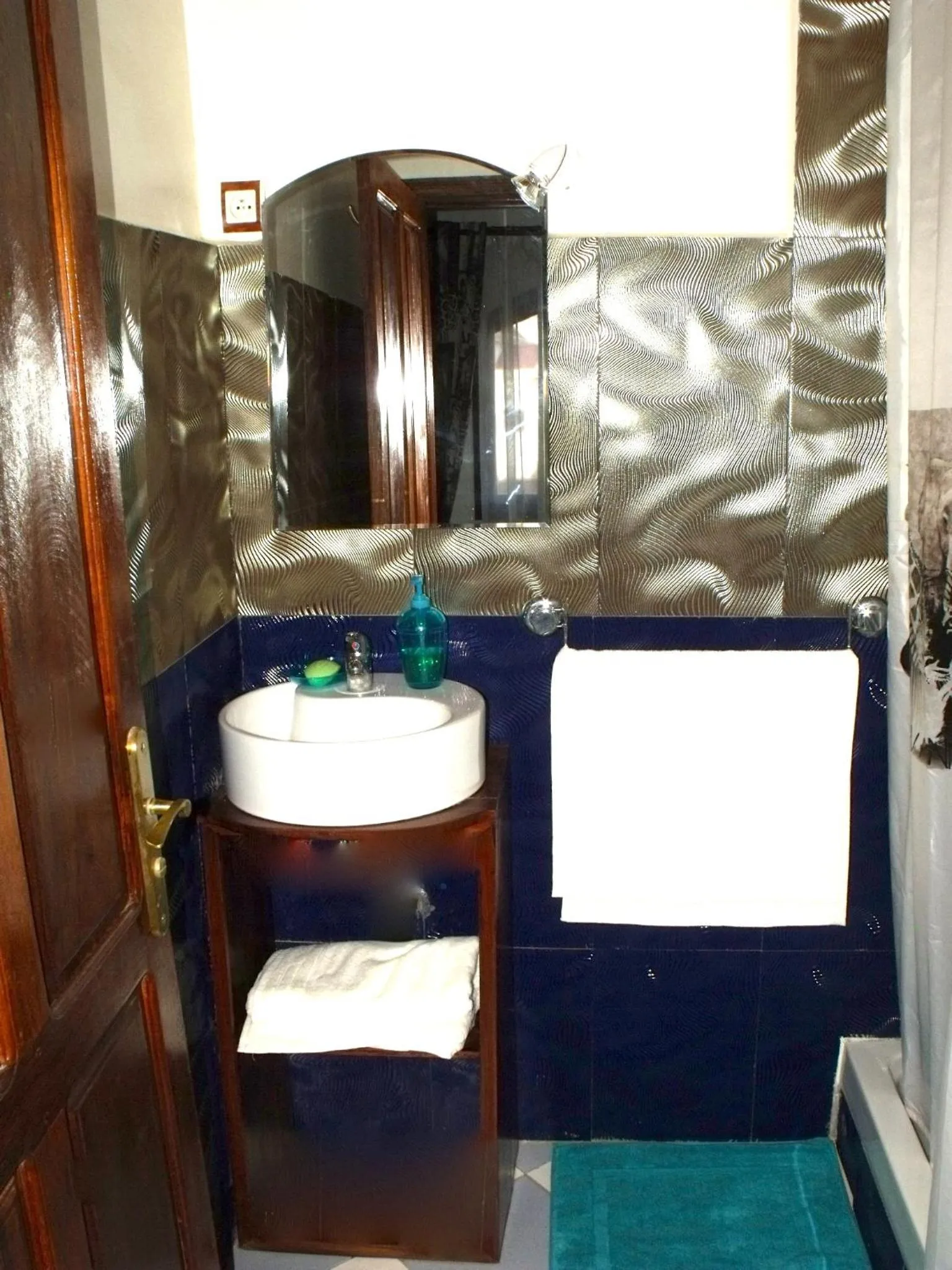 Bathroom in Iarimbato Hotel