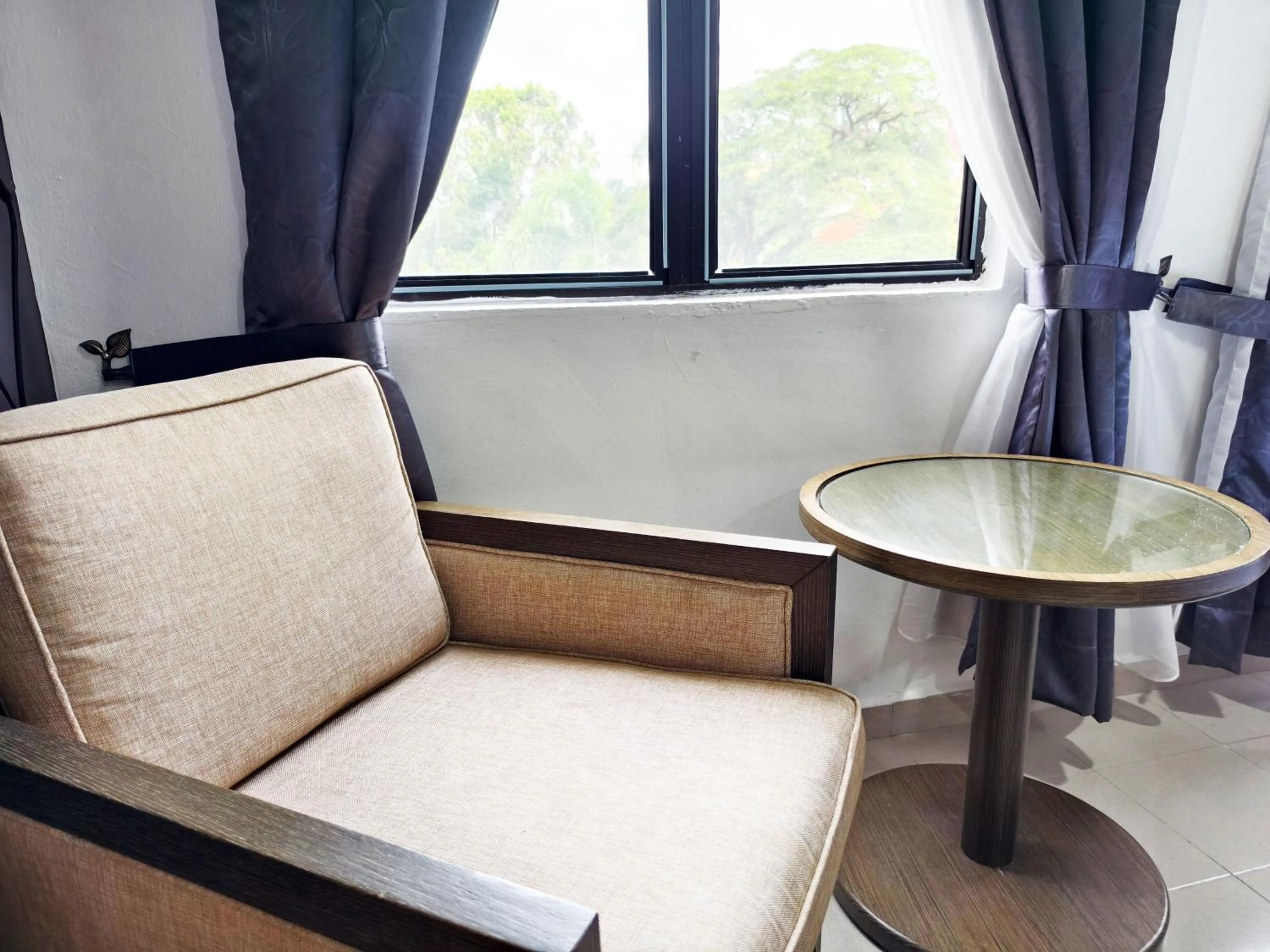 Bedroom in Salaam Suites Hotel