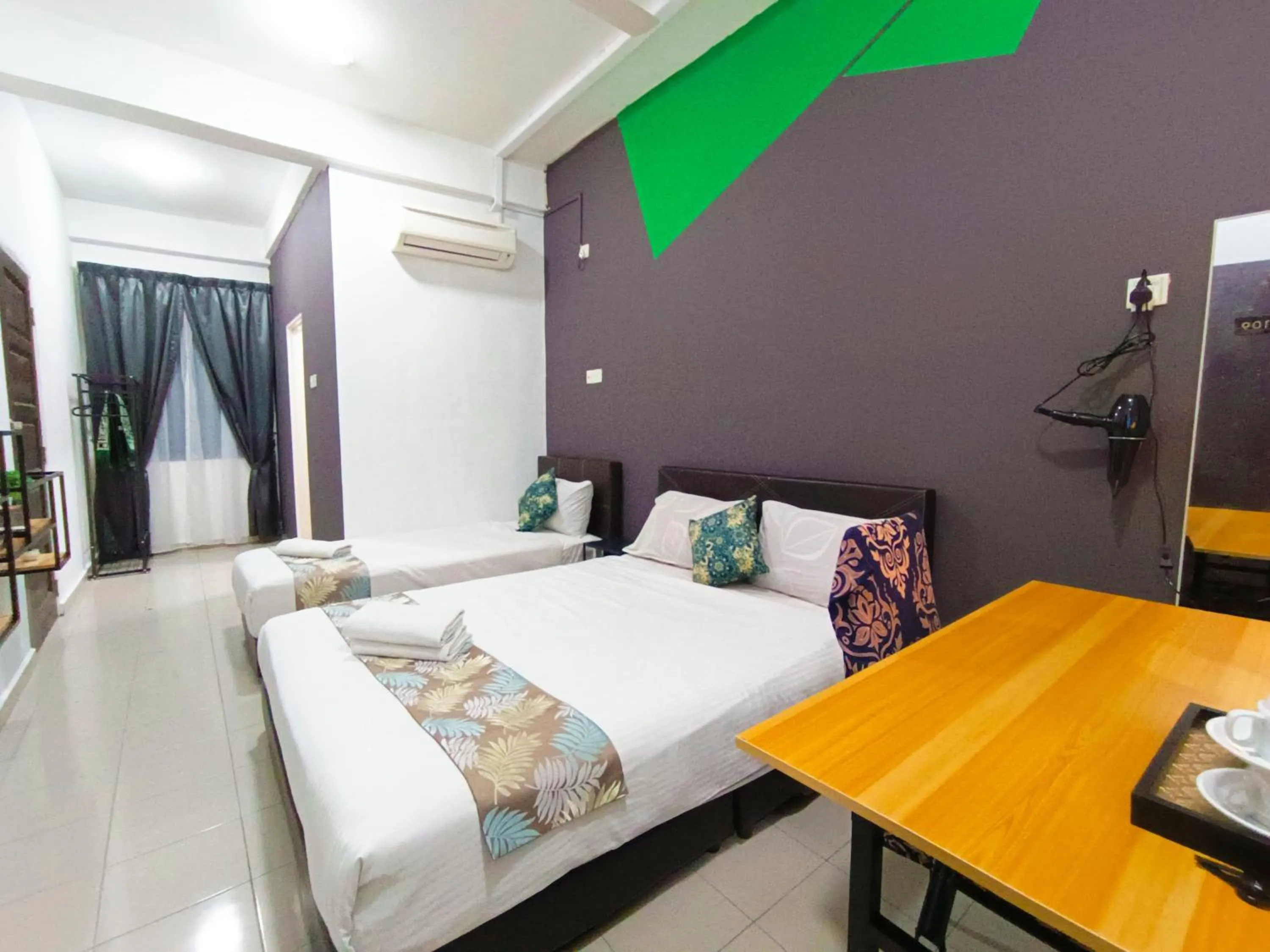 Bedroom, Bed in Salaam Suites Hotel