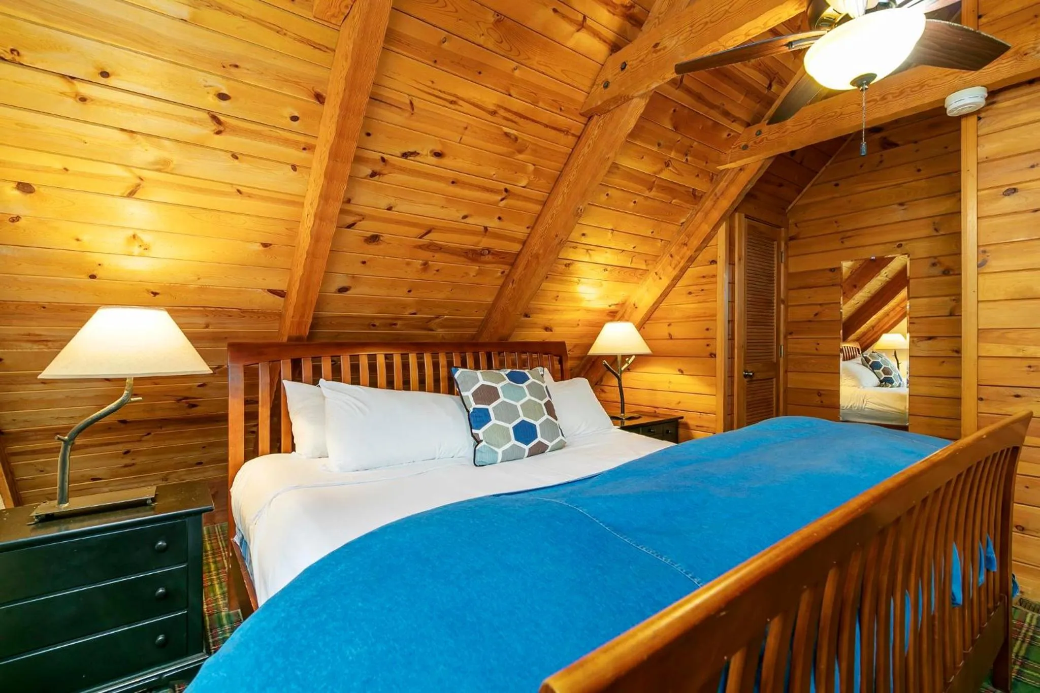 Bed in Dancing Bear Lodge