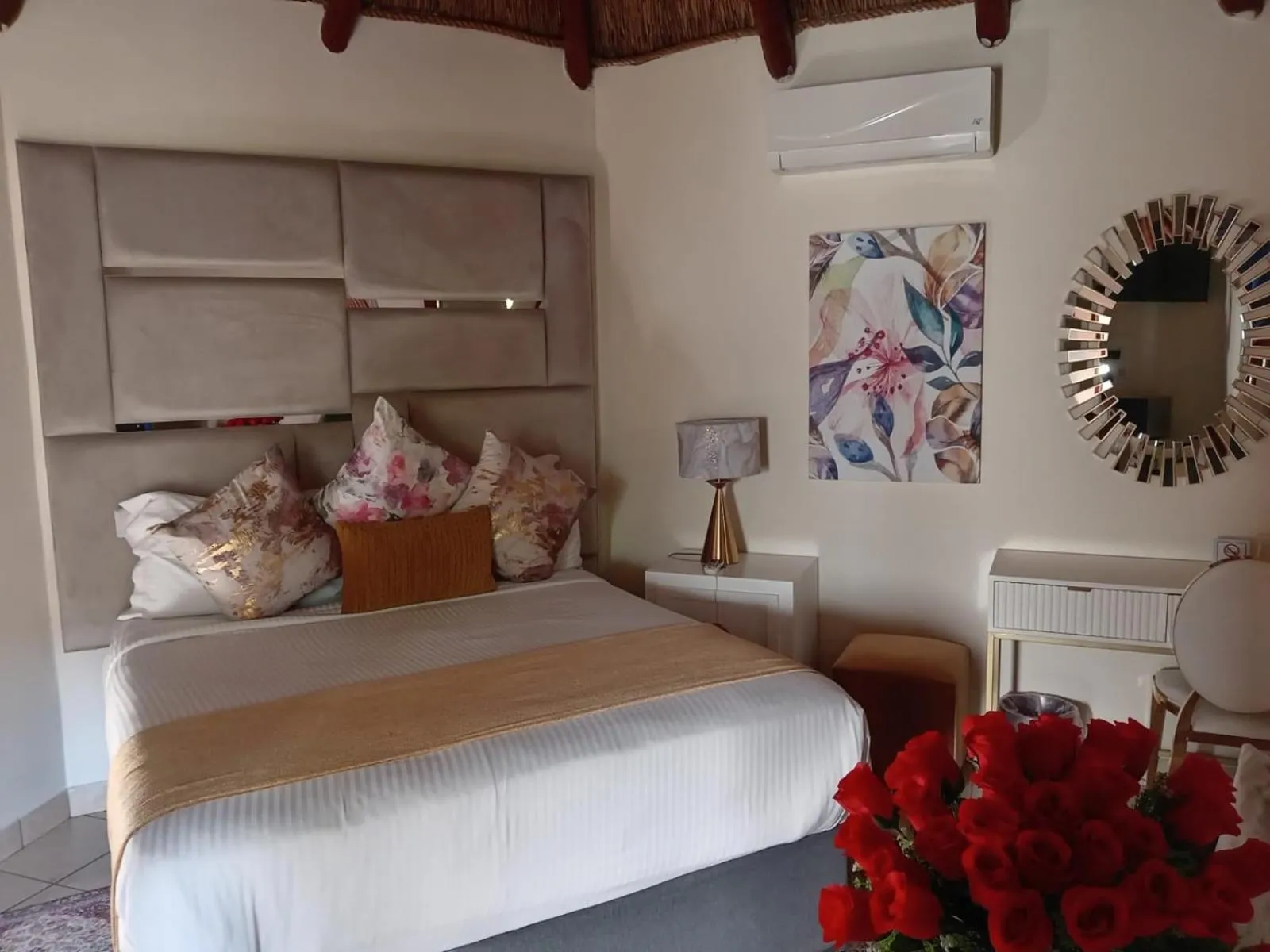 Bed in Ecotel Midrand