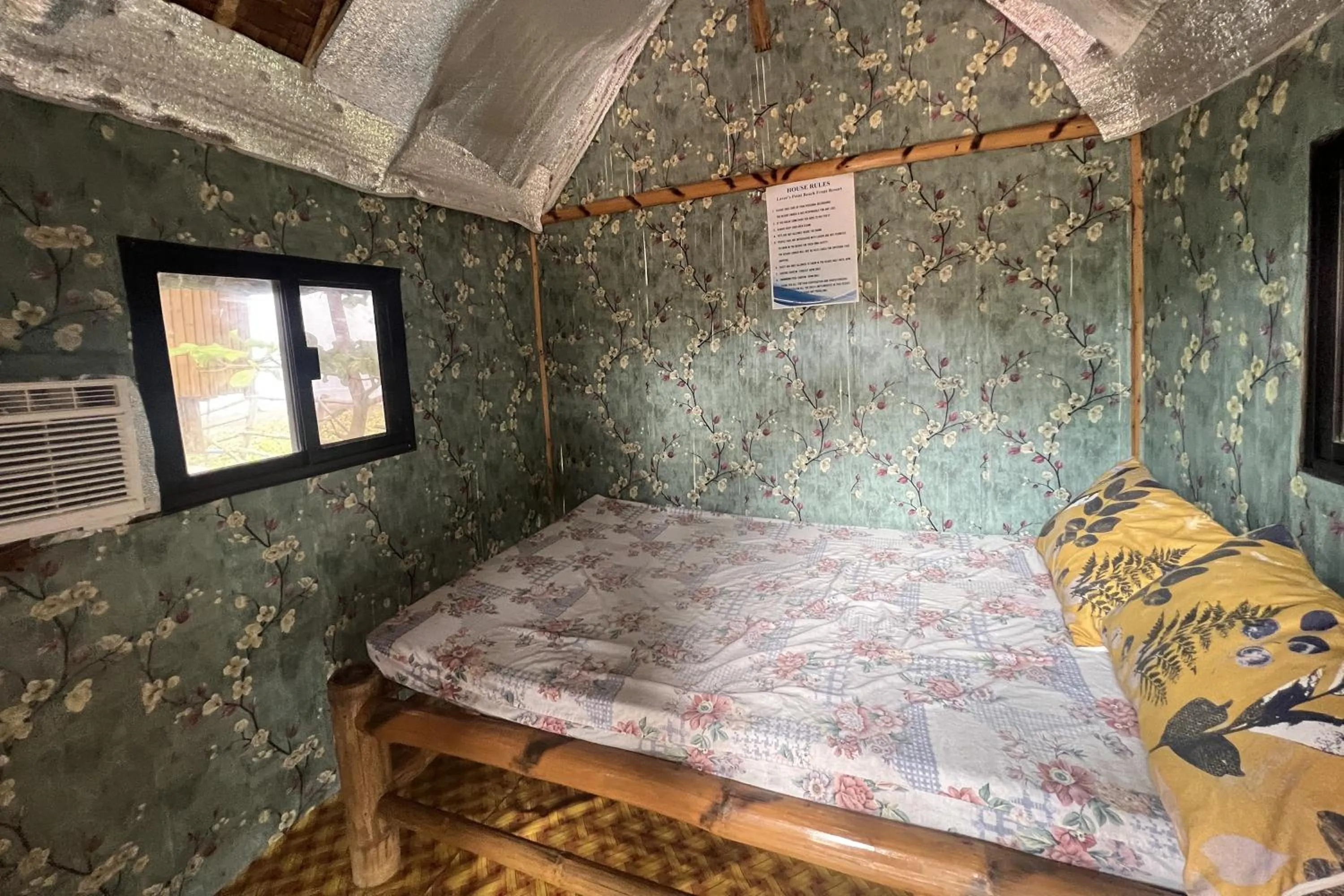 Bedroom, Bed in Lover's Point Beach Front Resort