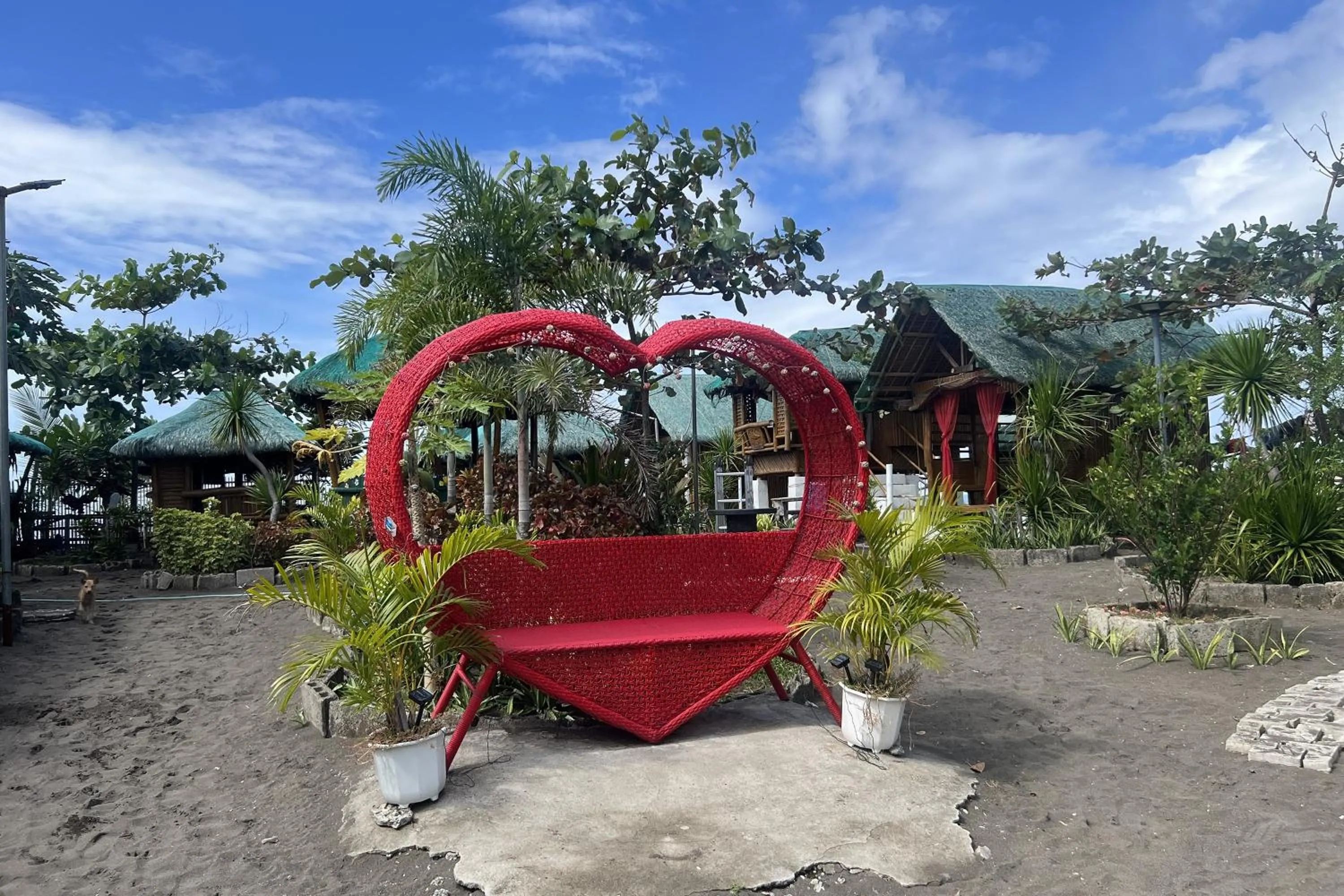 Area and facilities in Lover's Point Beach Front Resort