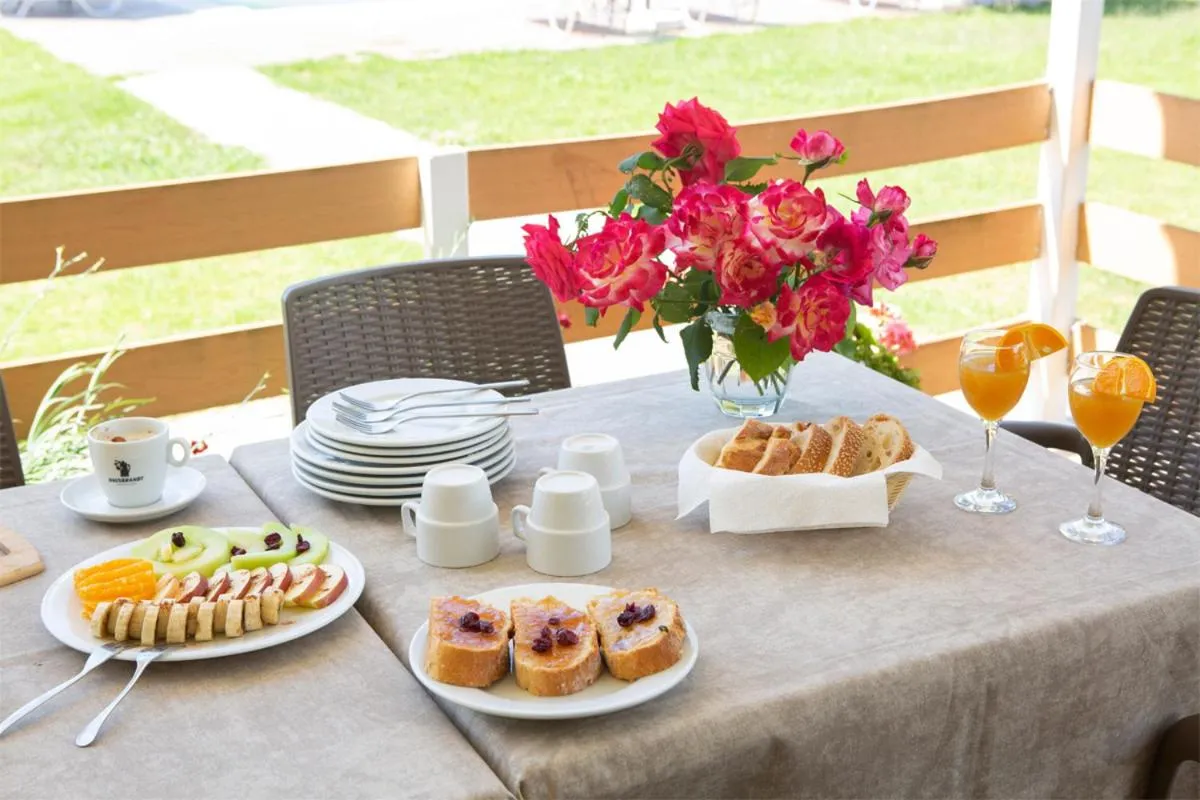 Breakfast in Menes Hotel